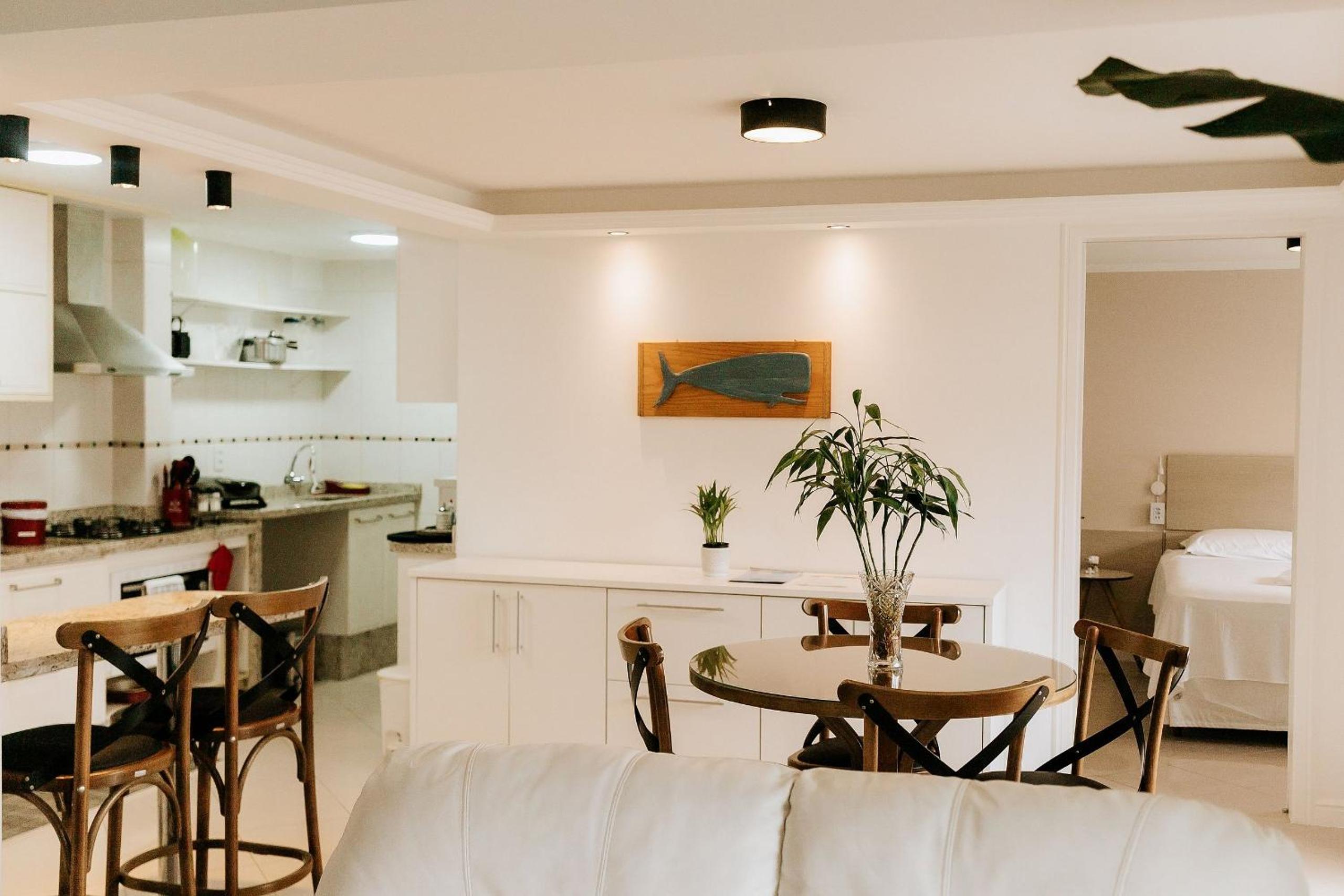 Completo apartamento em Resort na beira da lagoa