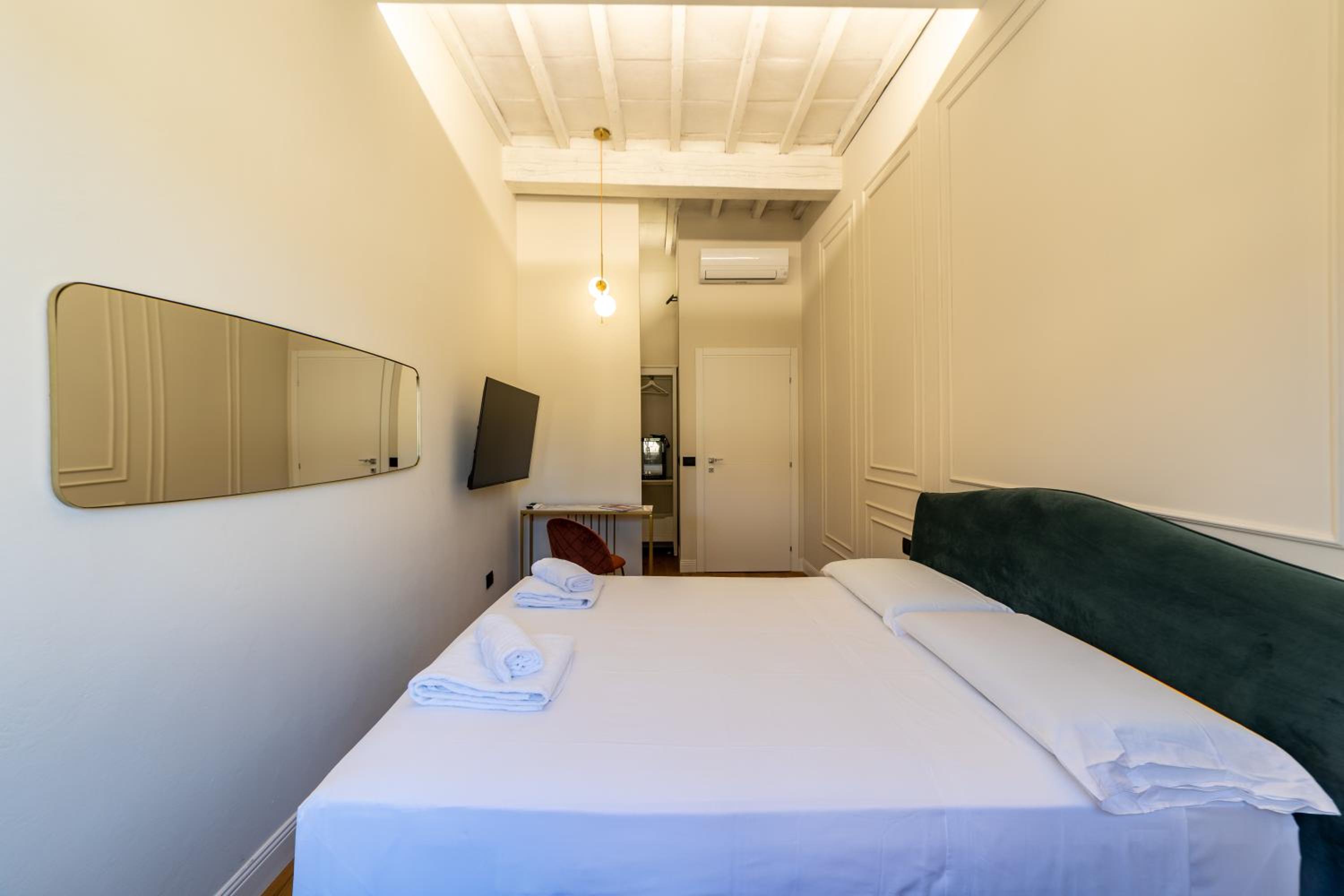 Leovinci Rooms
