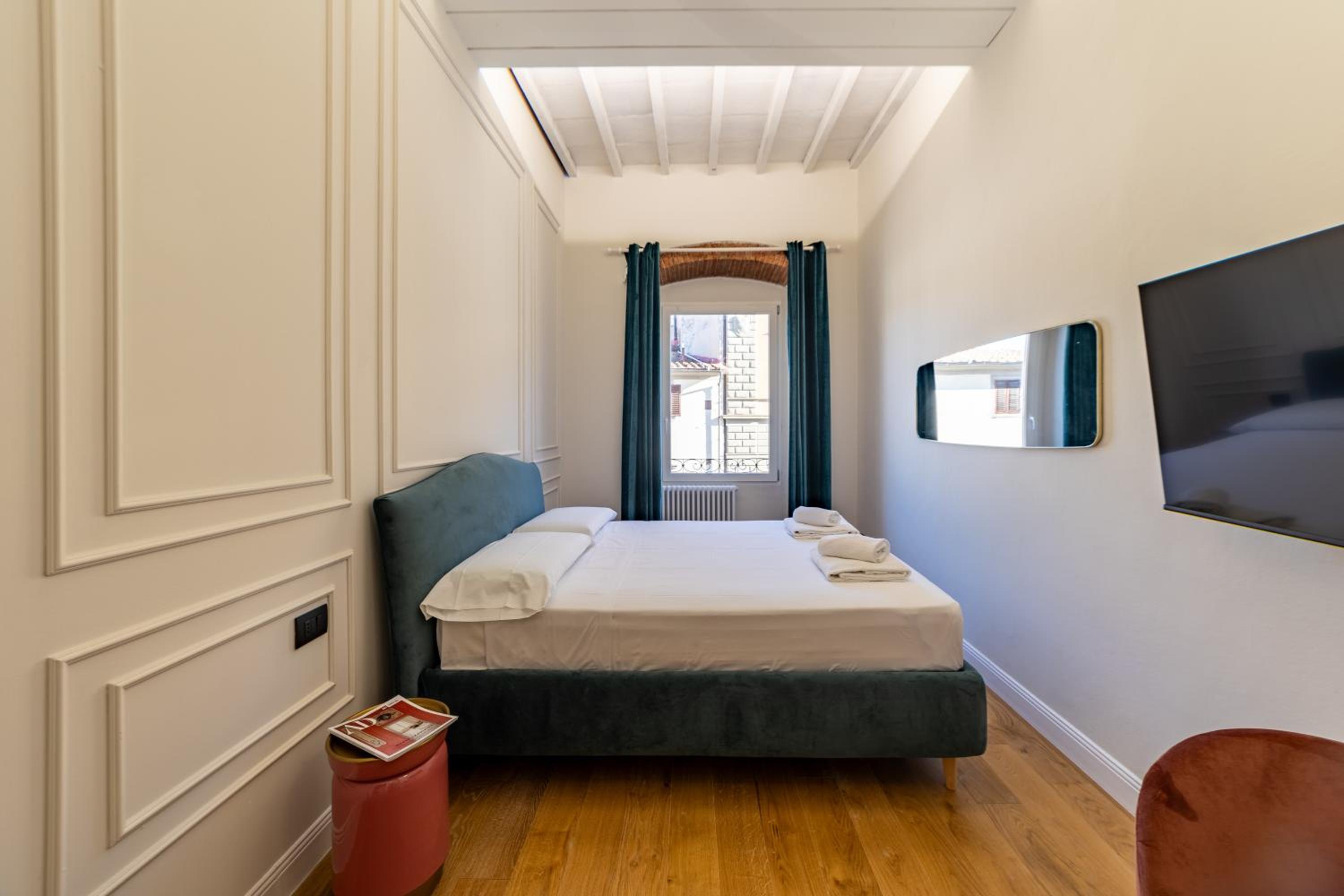 Leovinci Rooms