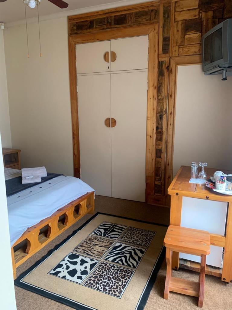 Photo 18