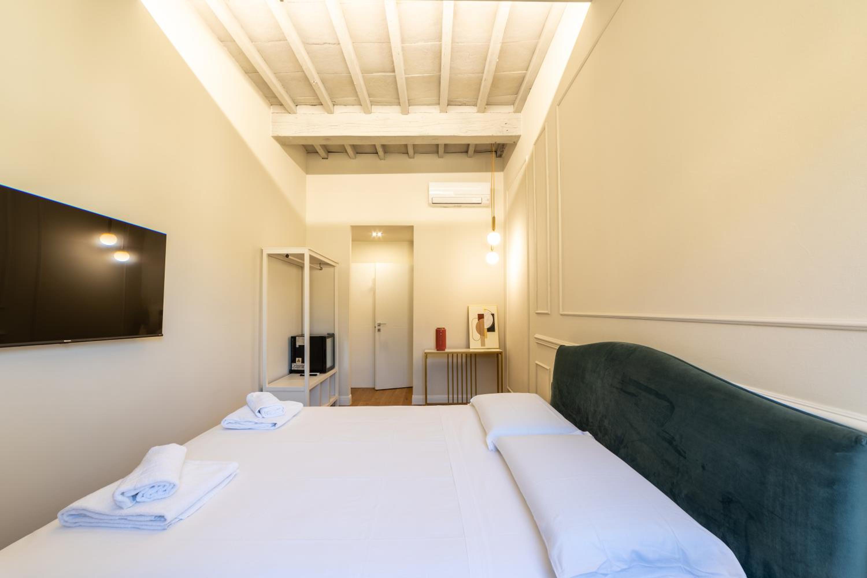 Leovinci Rooms