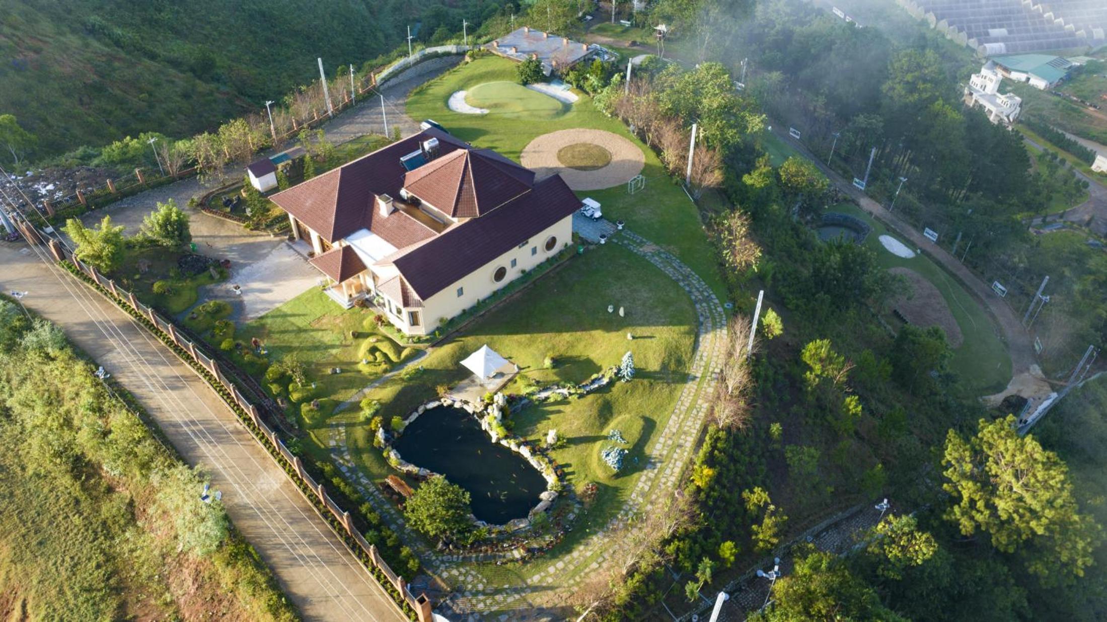 Four Spring Villas & Golfs Da Lat