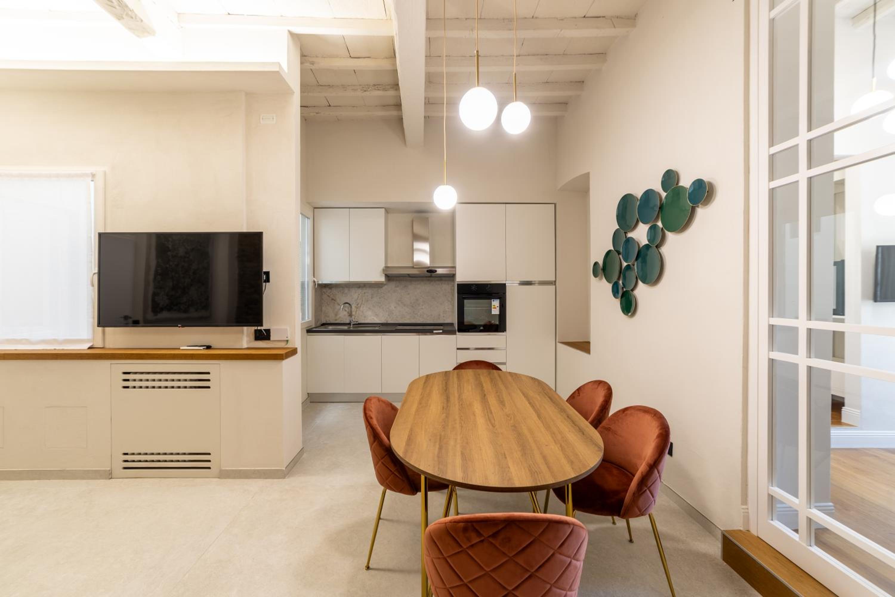 Leovinci Rooms