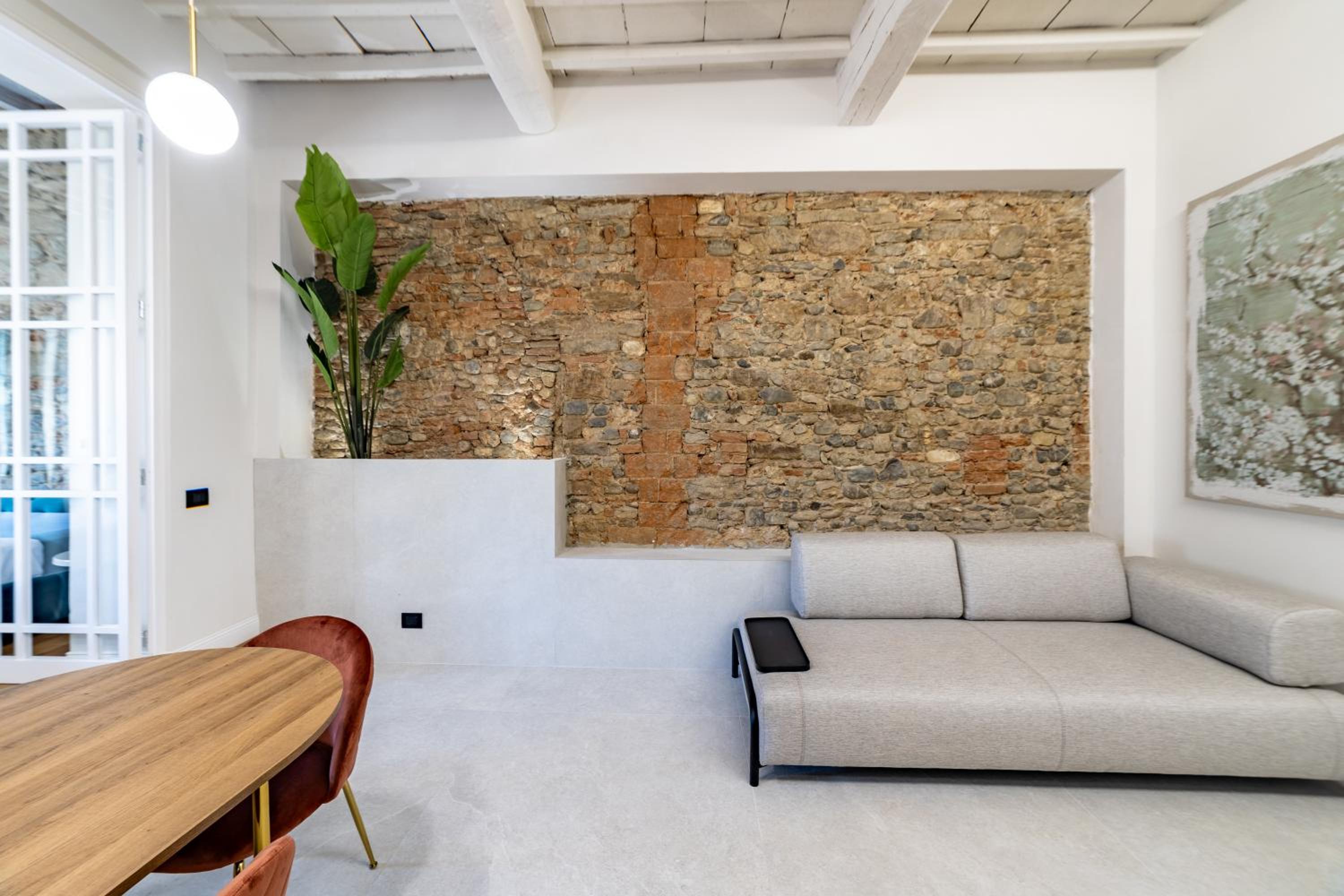 Leovinci Rooms
