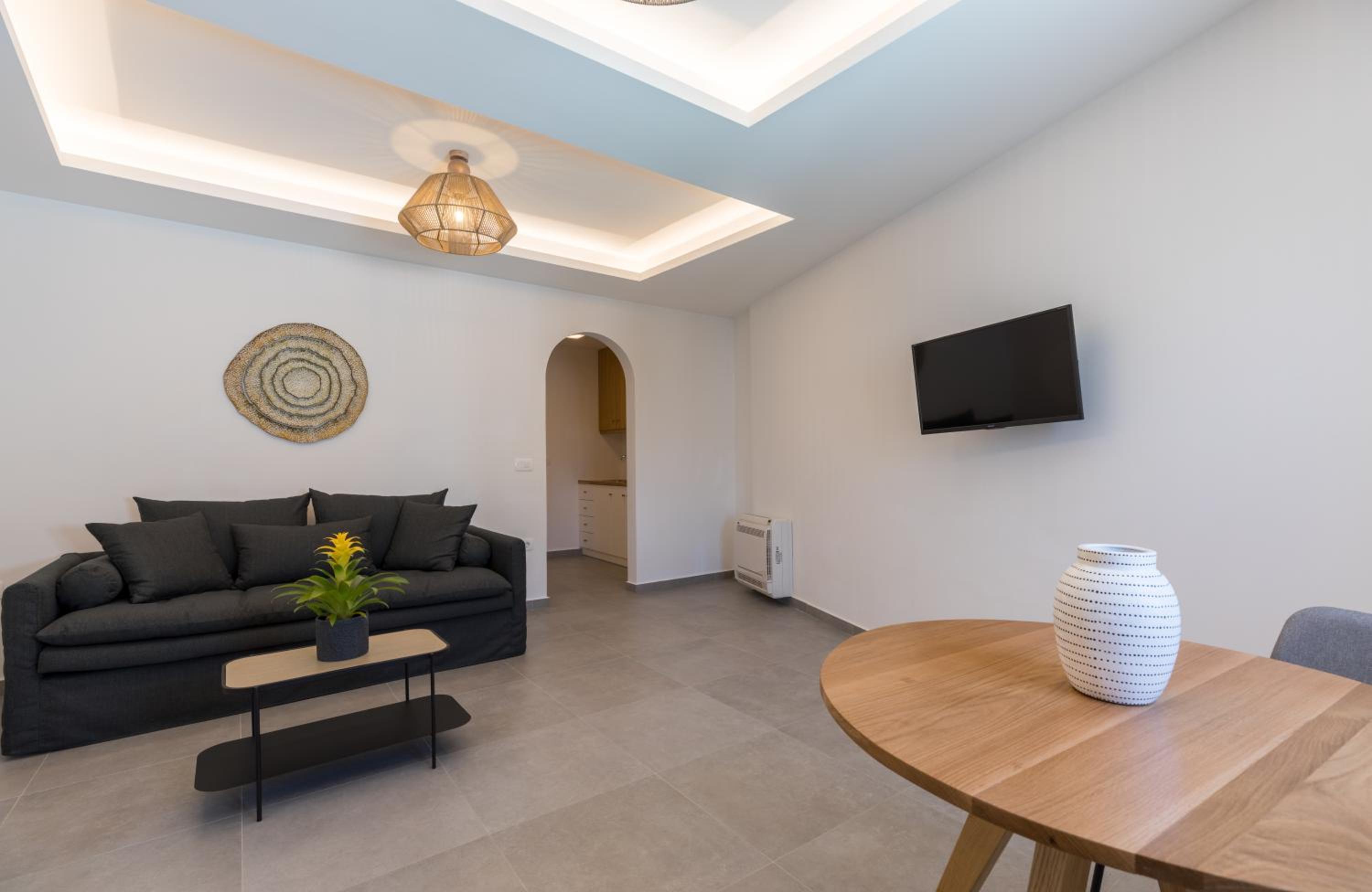 Nostos Apartments Kamari