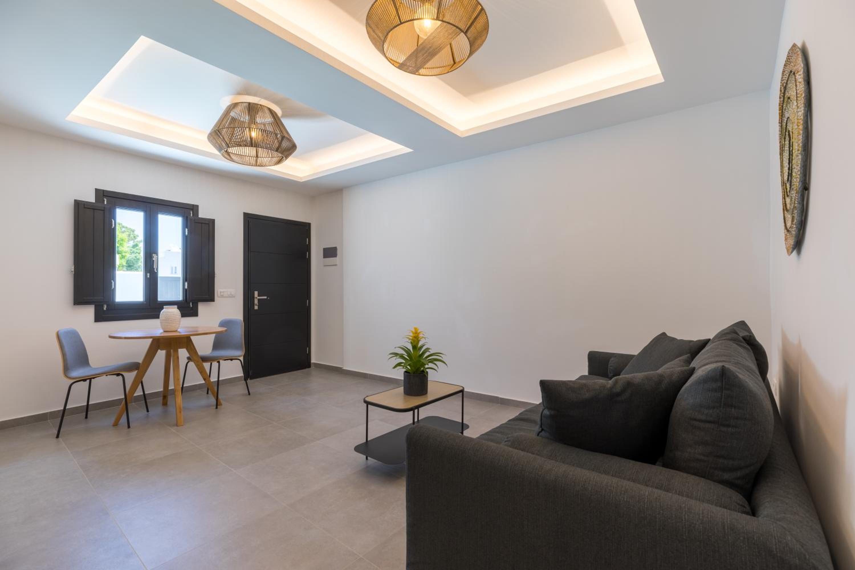 Nostos Apartments Kamari