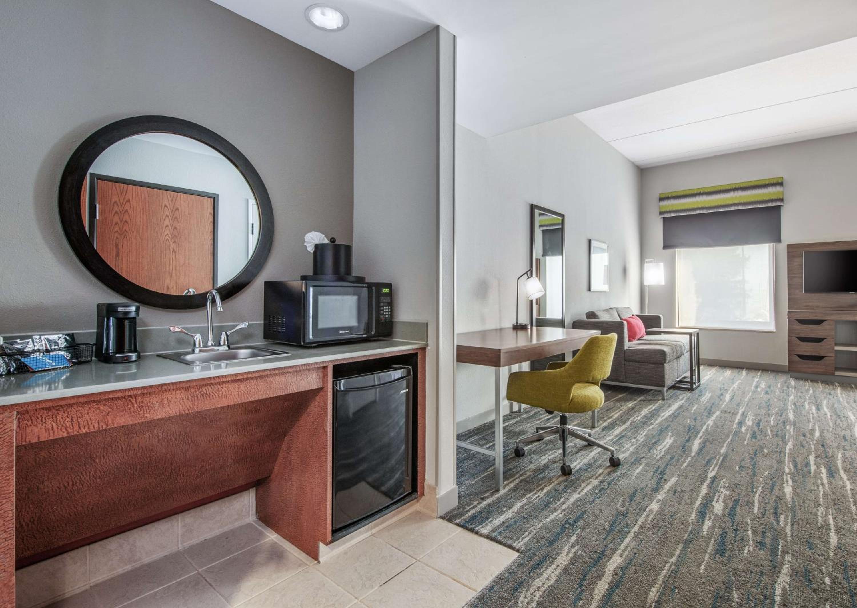 Hampton Inn  Suites Dallas-Allen - Property Image 7