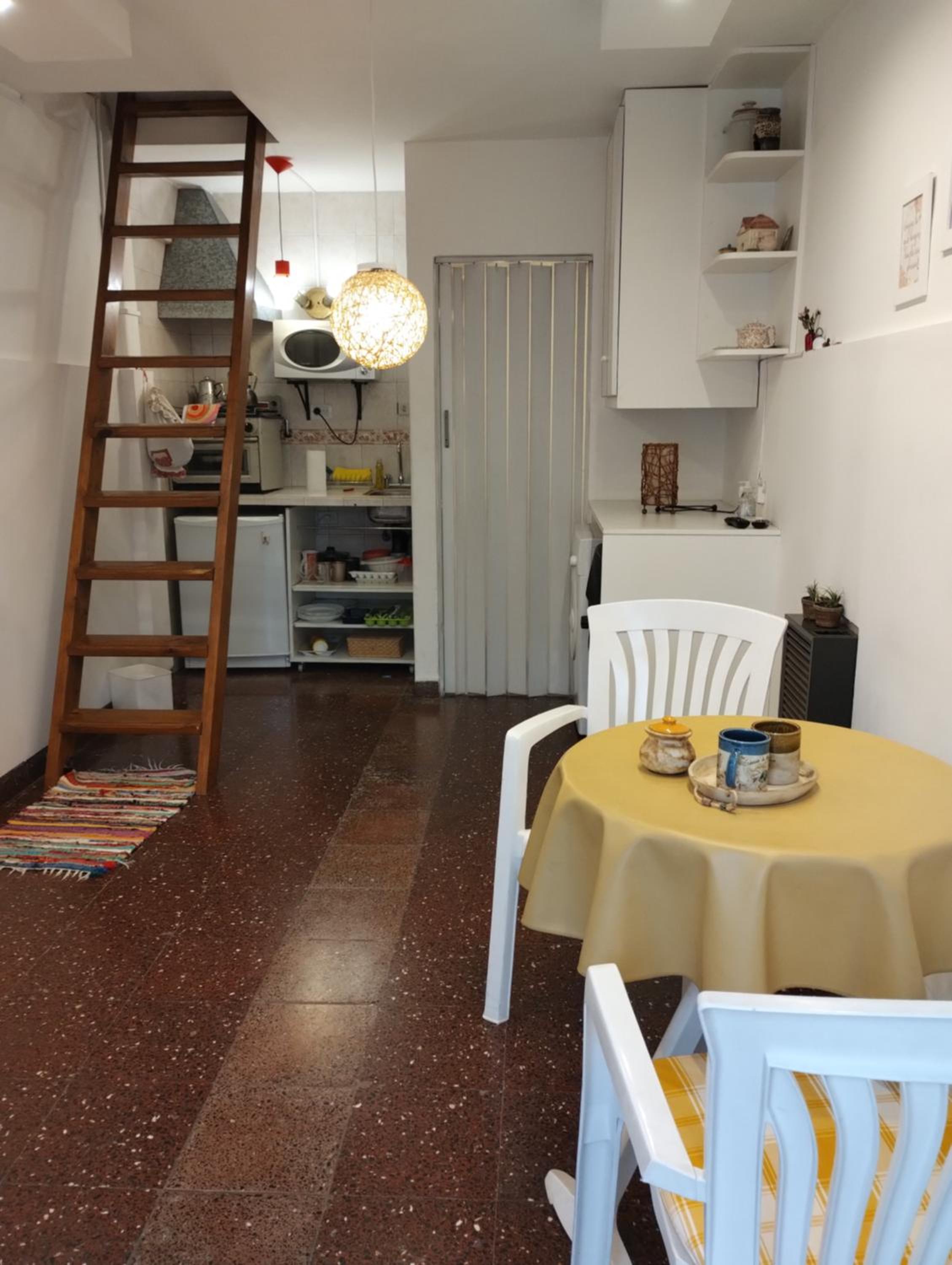 Comodo Departamento en zona residencial