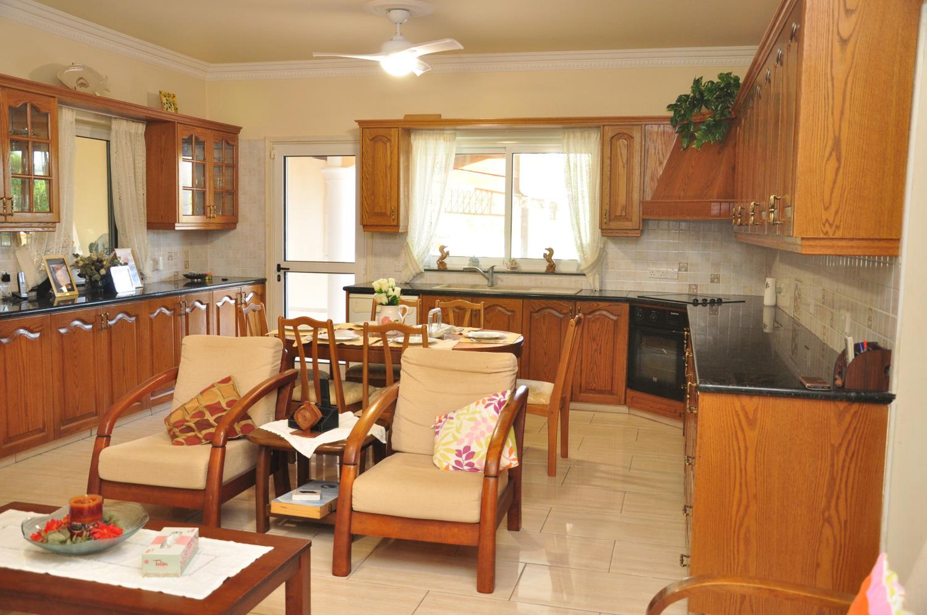 Stylish Spacious 3 BD Villa