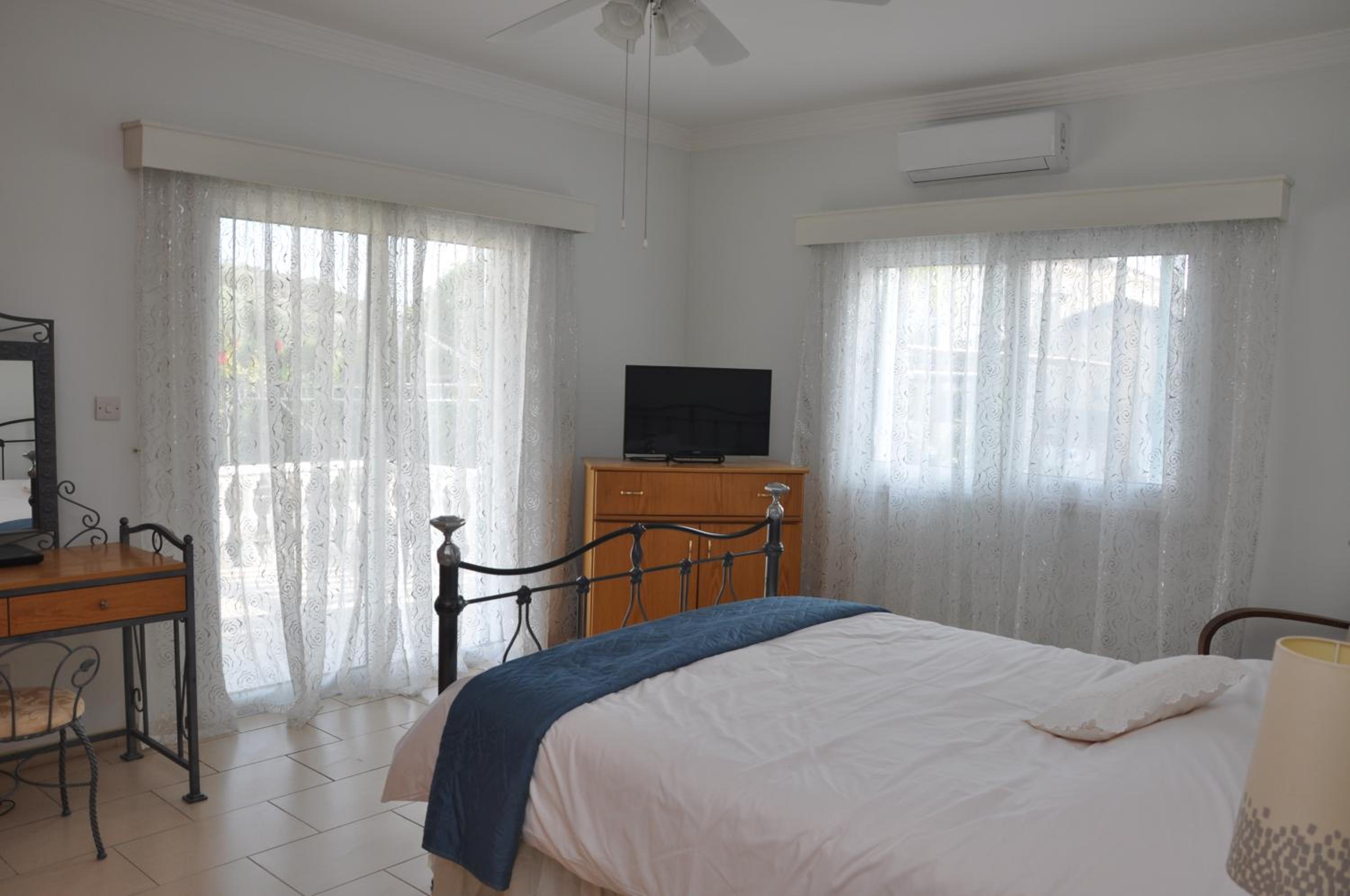 Stylish Spacious 3 BD Villa