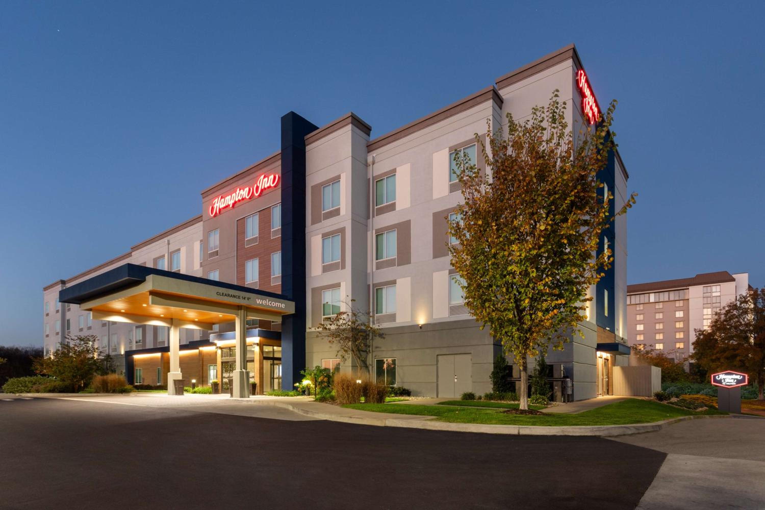 Hampton Inn by Hilton Nashville Airport Century Place - Property Image 19