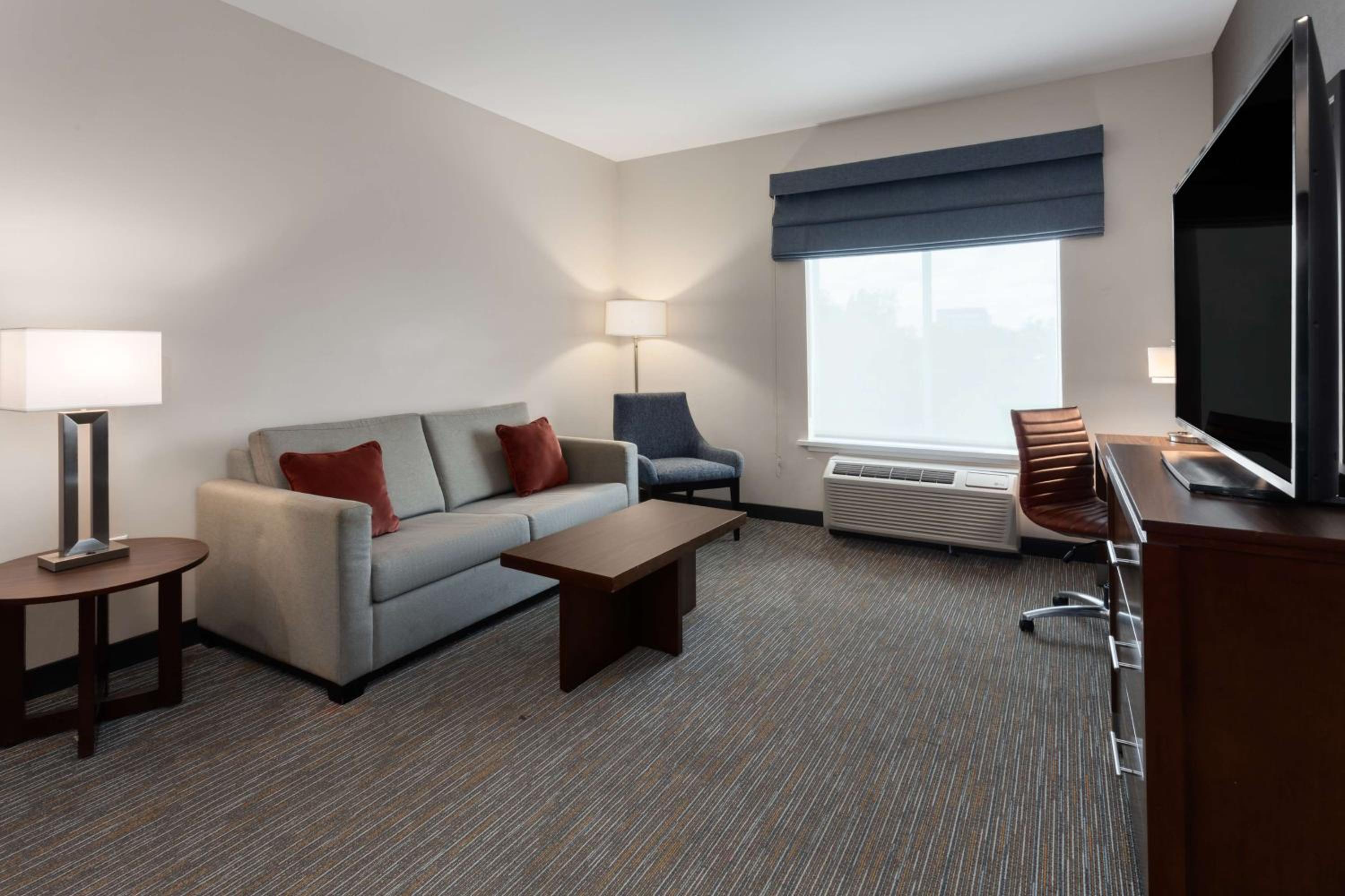 Hampton Inn by Hilton Nashville Airport Century Place - Property Image 32