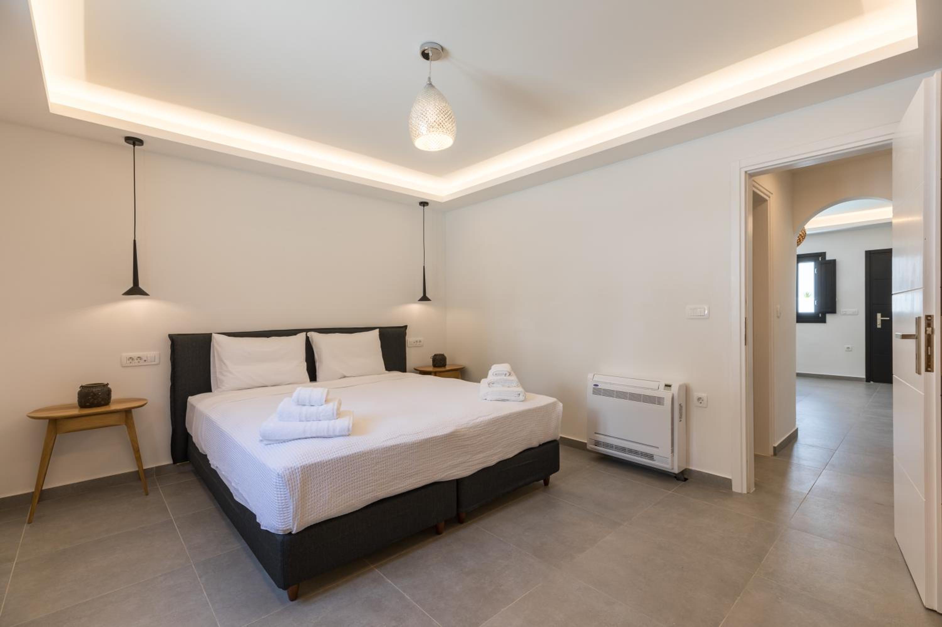 Nostos Apartments Kamari