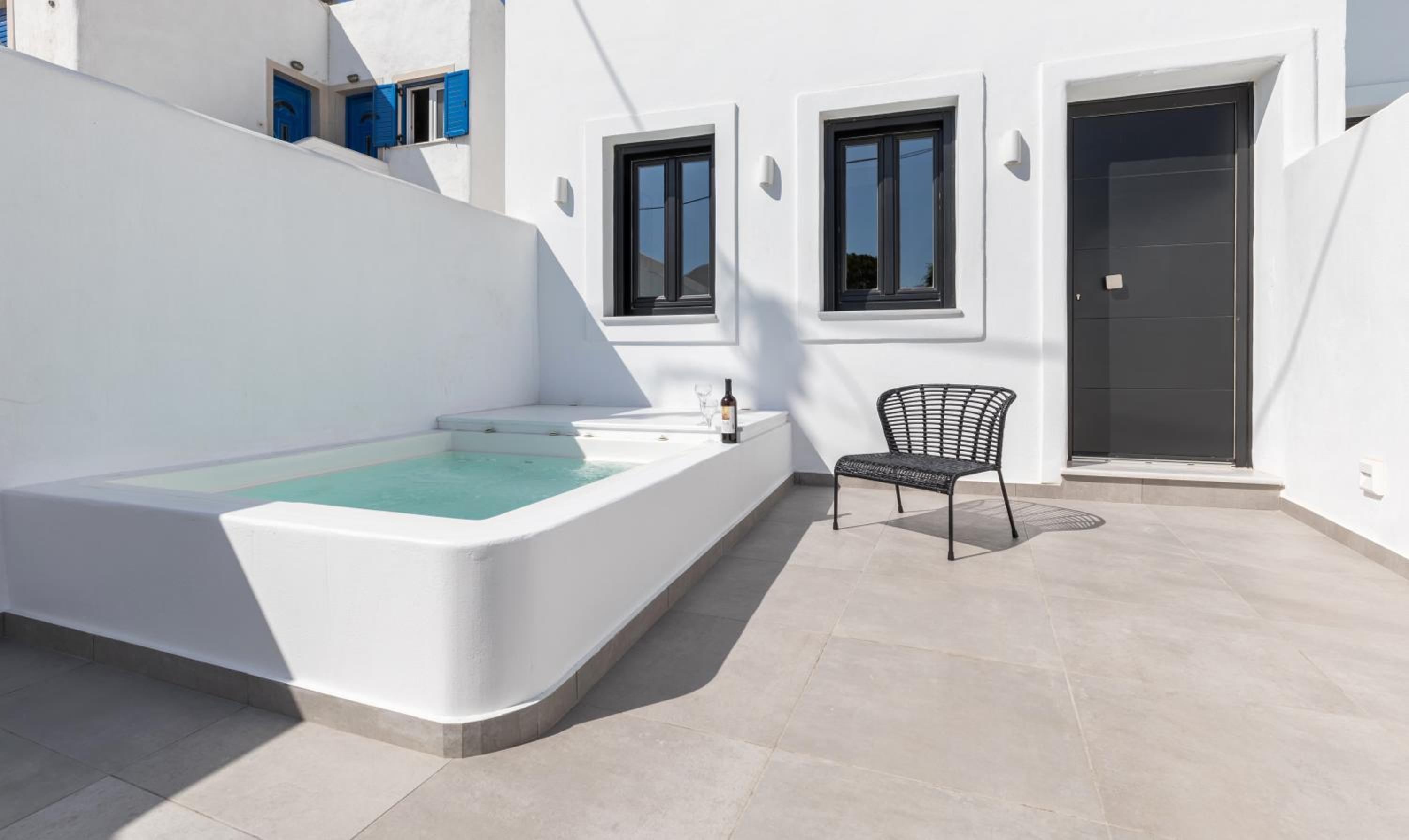 Nostos Apartments Kamari