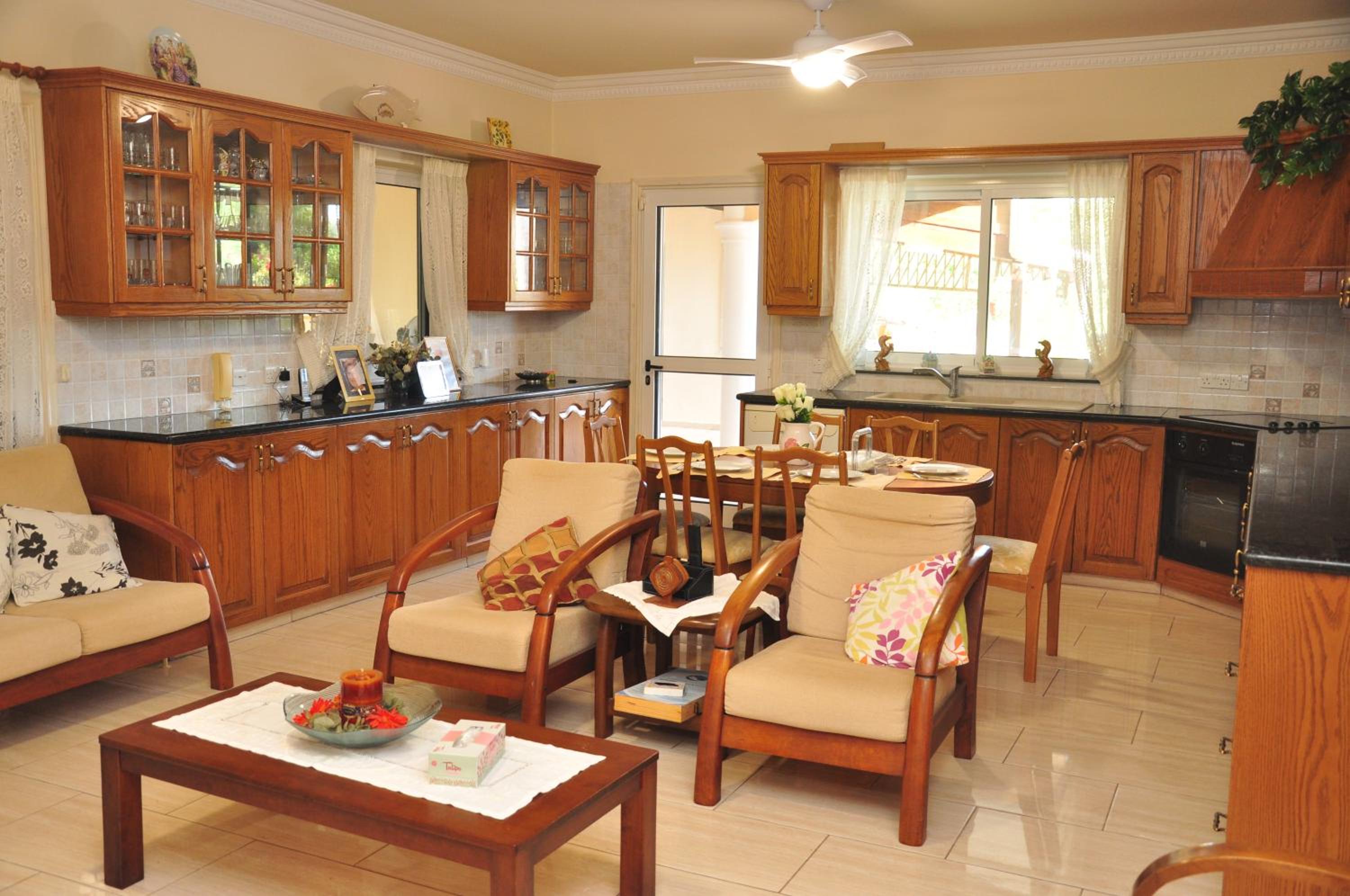 Stylish Spacious 3 BD Villa