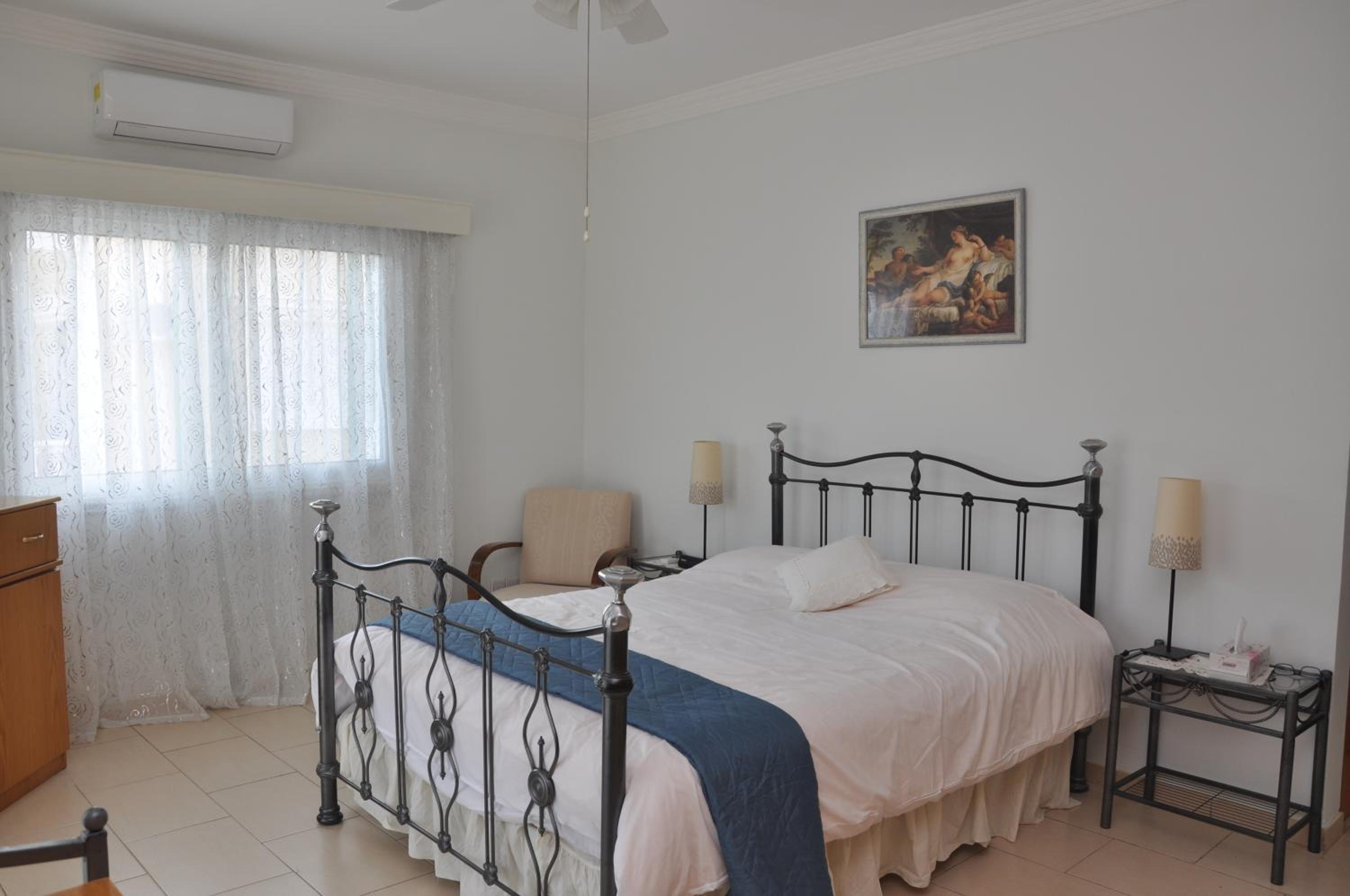Stylish Spacious 3 BD Villa