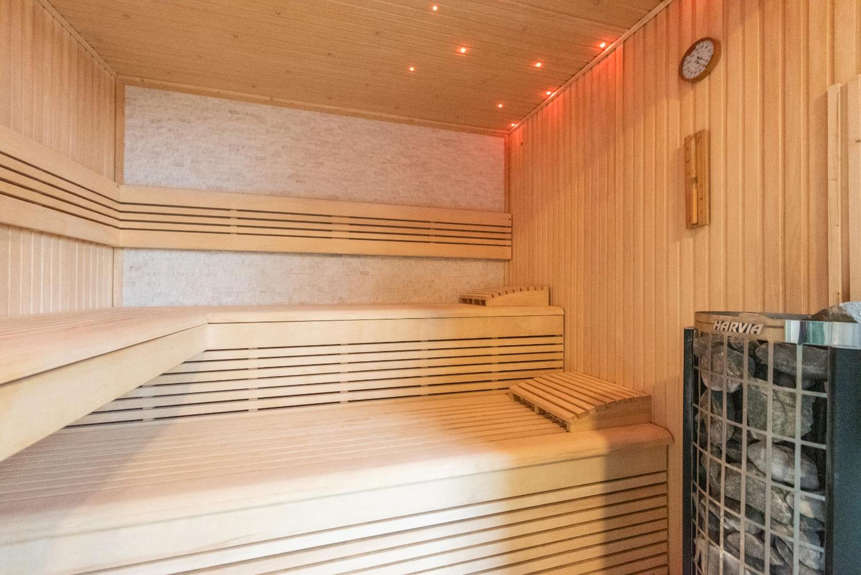 NIEUW - De Grenspaal WEST 6P 5 min Maastricht - Sauna - Laadpaal