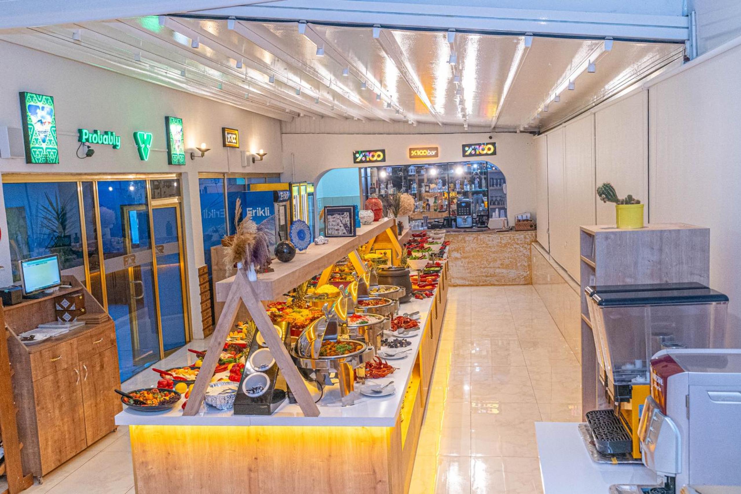 Far Life Hotel - Image 168