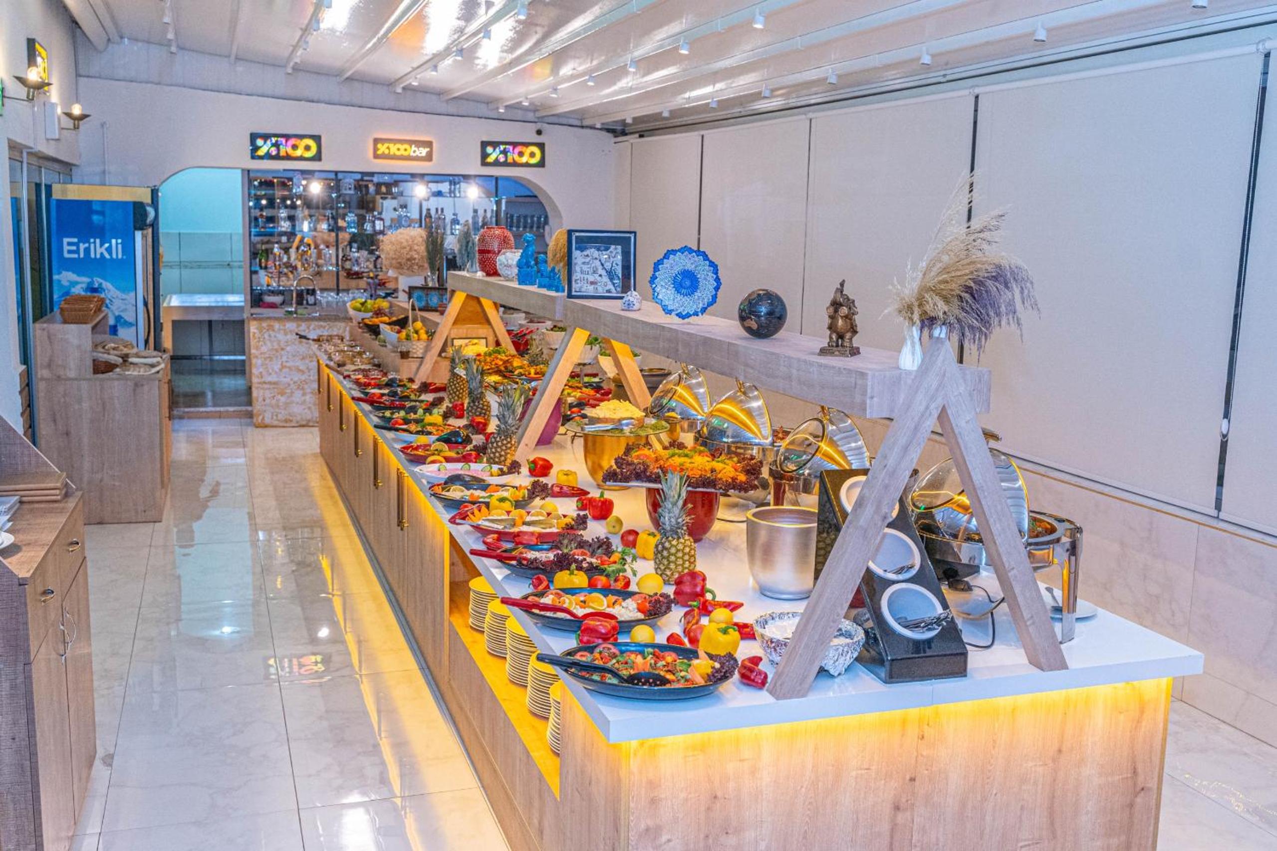 Far Life Hotel - Image 155