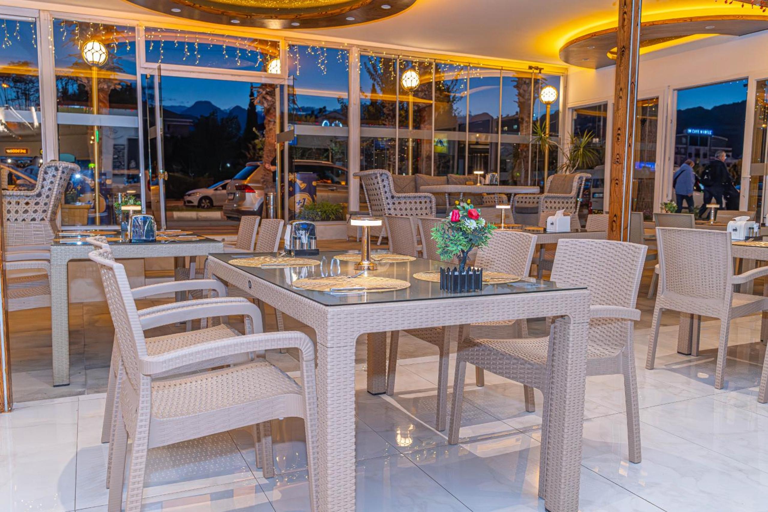 Far Life Hotel - Image 153