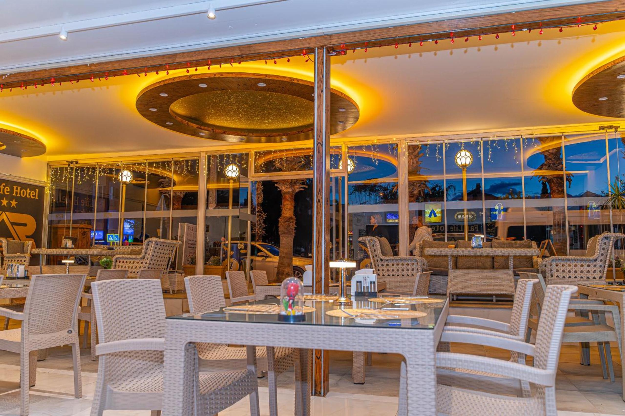 Far Life Hotel - Image 154