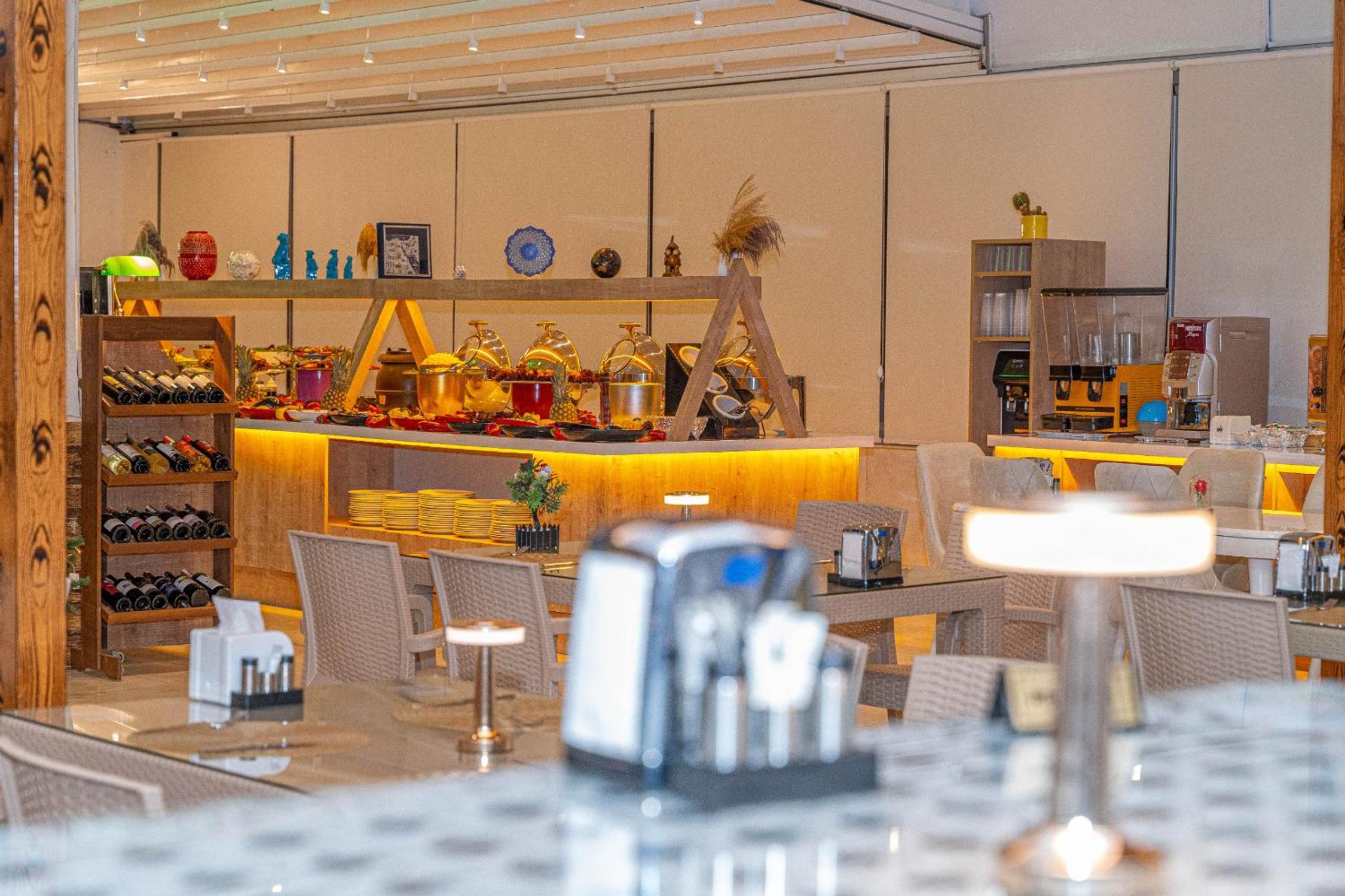 Far Life Hotel - Image 147