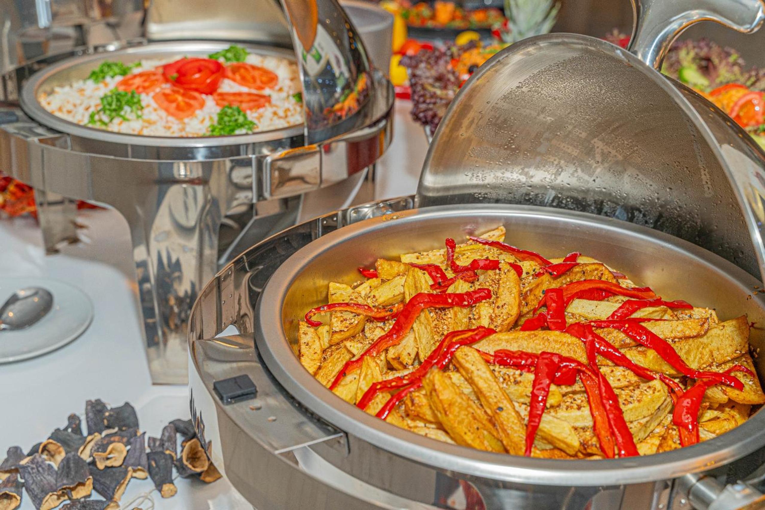 Far Life Hotel - Image 163