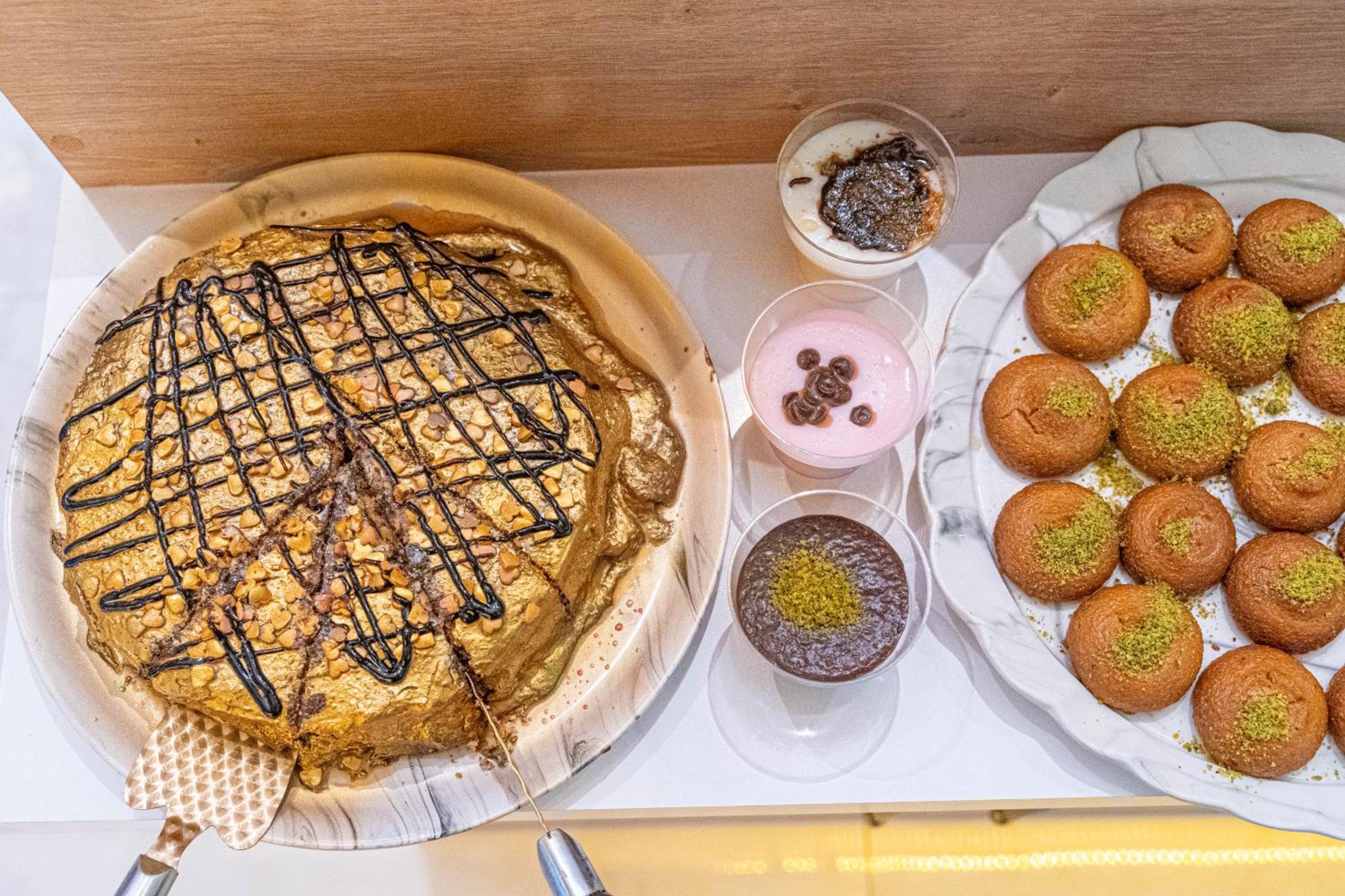 Far Life Hotel - Image 170