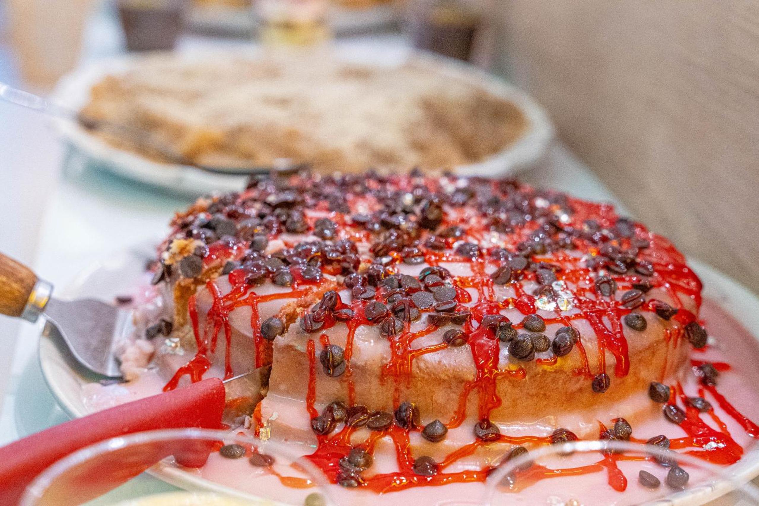 Far Life Hotel - Image 171