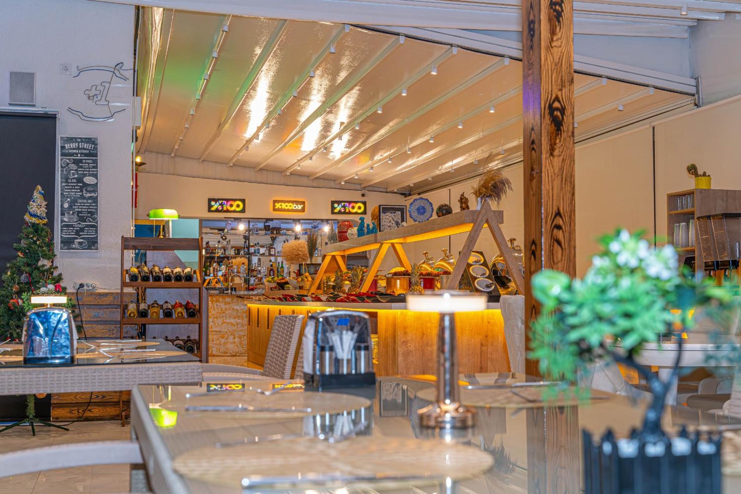 Far Life Hotel - Image 176