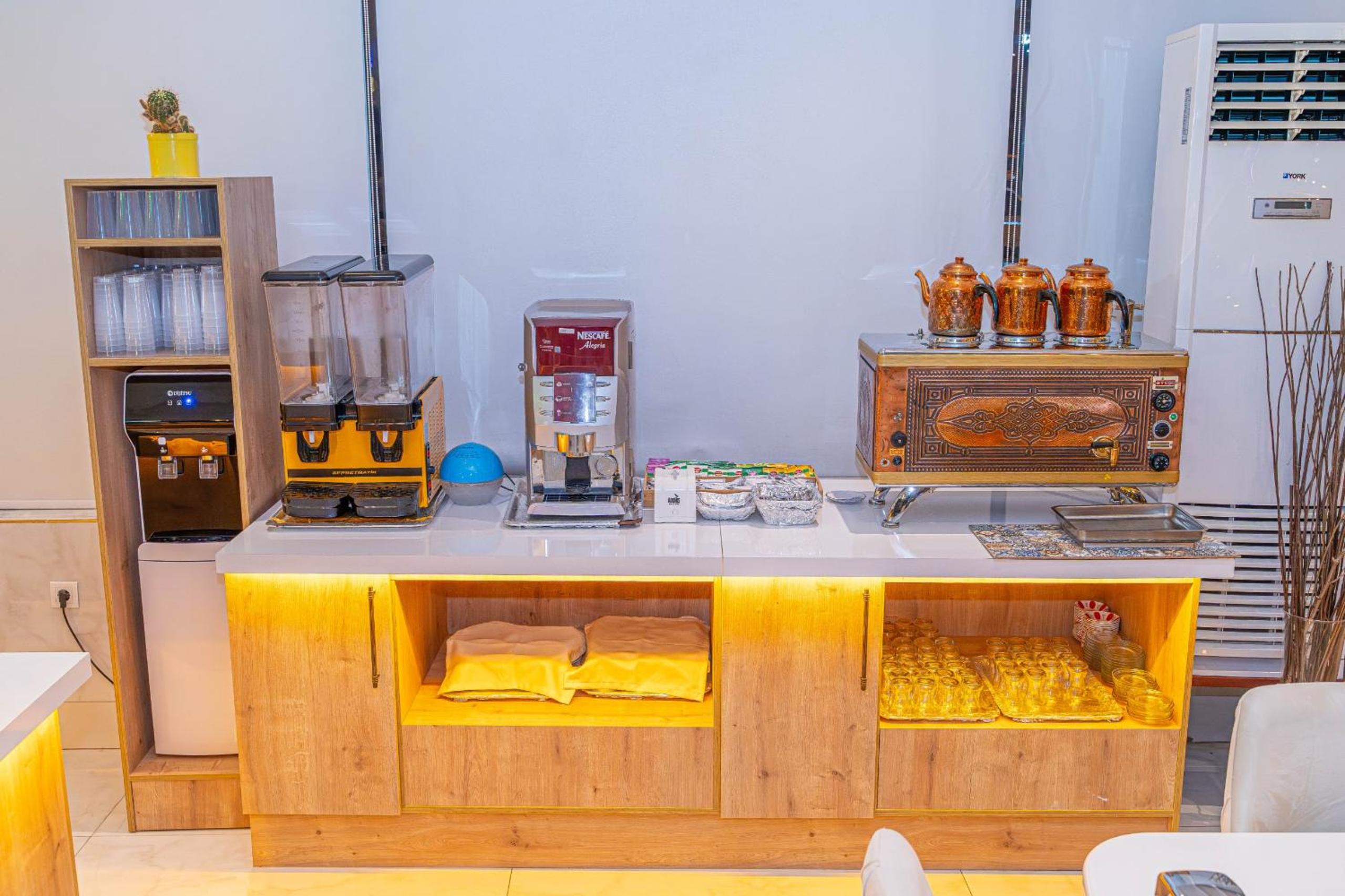 Far Life Hotel - Image 177