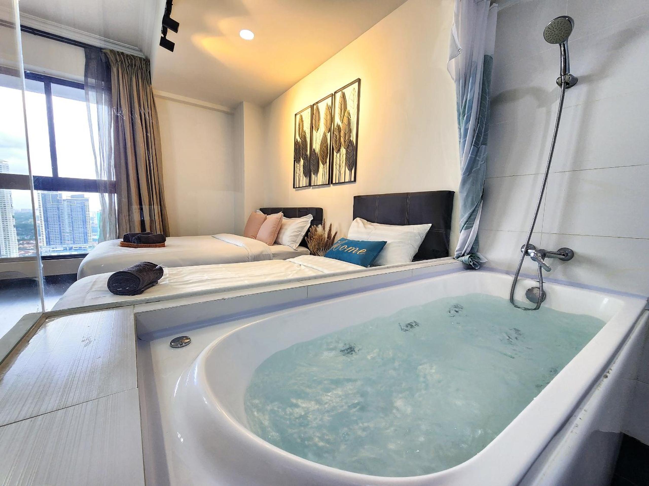 Cozy Loft Suite 2BR near JB CIQ 7Pax