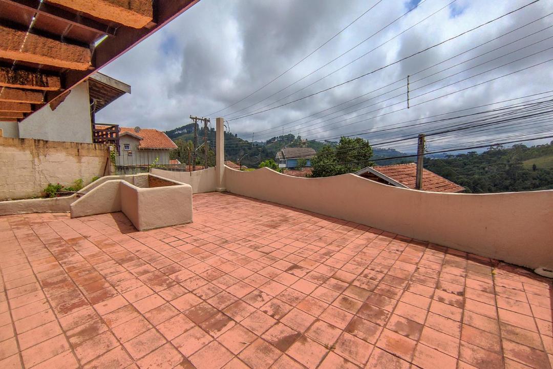 Casa com lareira e Wi Fi em Campos do Jordao SP