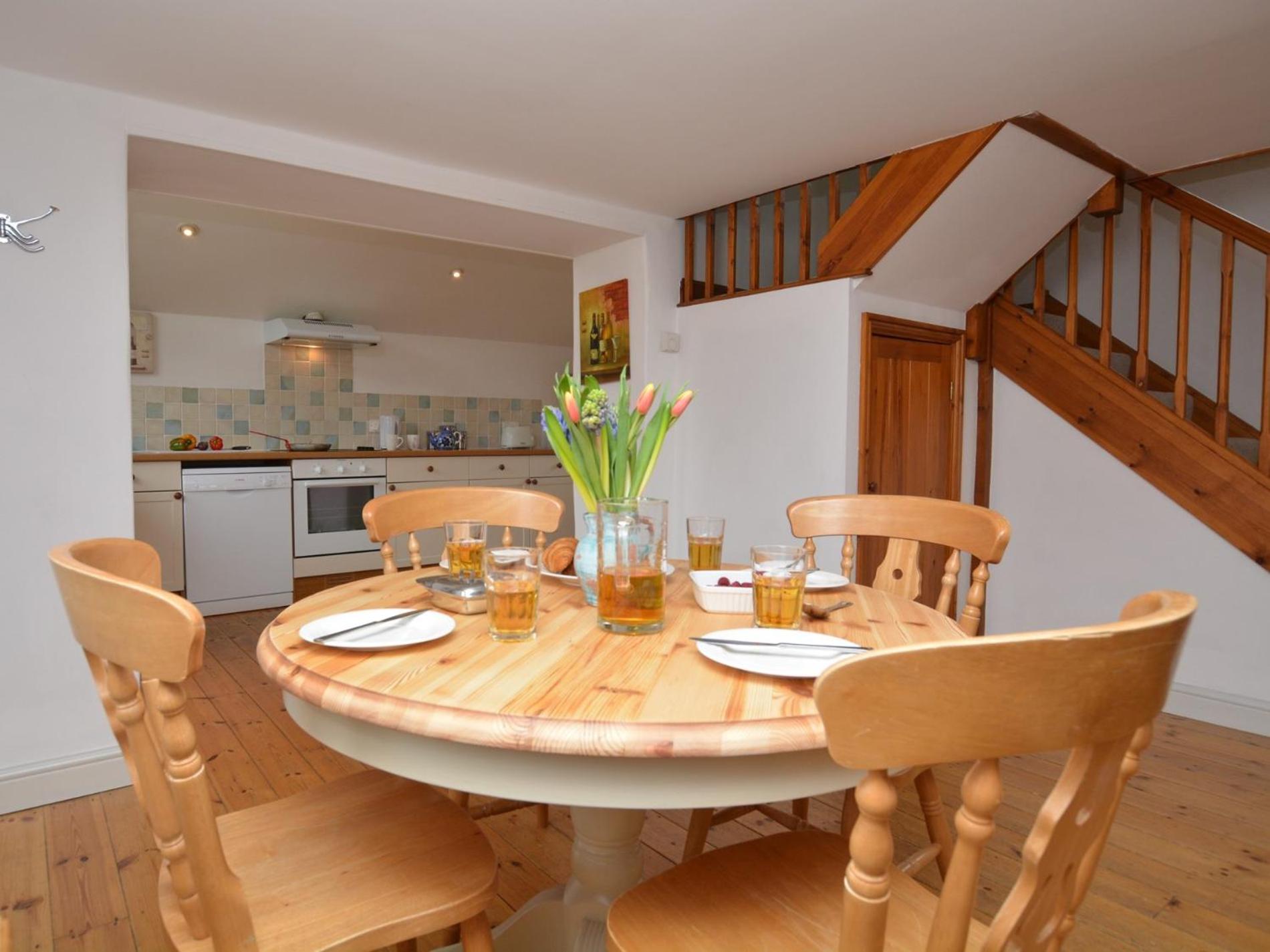 2 Bed in Bude oc-coryw view 2