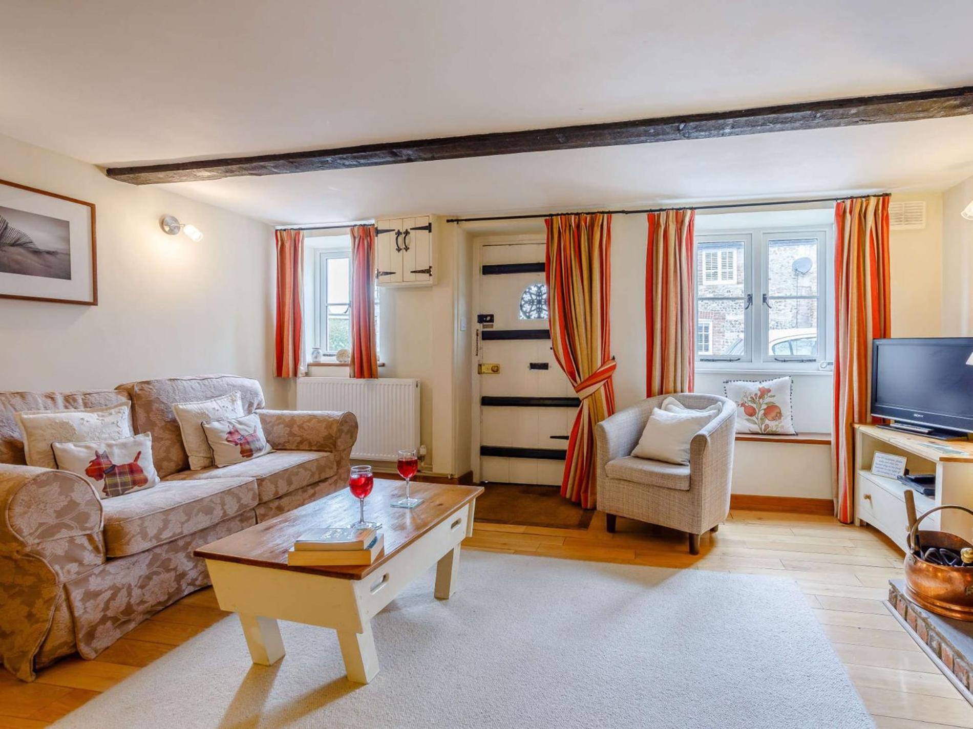 2 Bed in Cerne Abbas BRAMC view 2