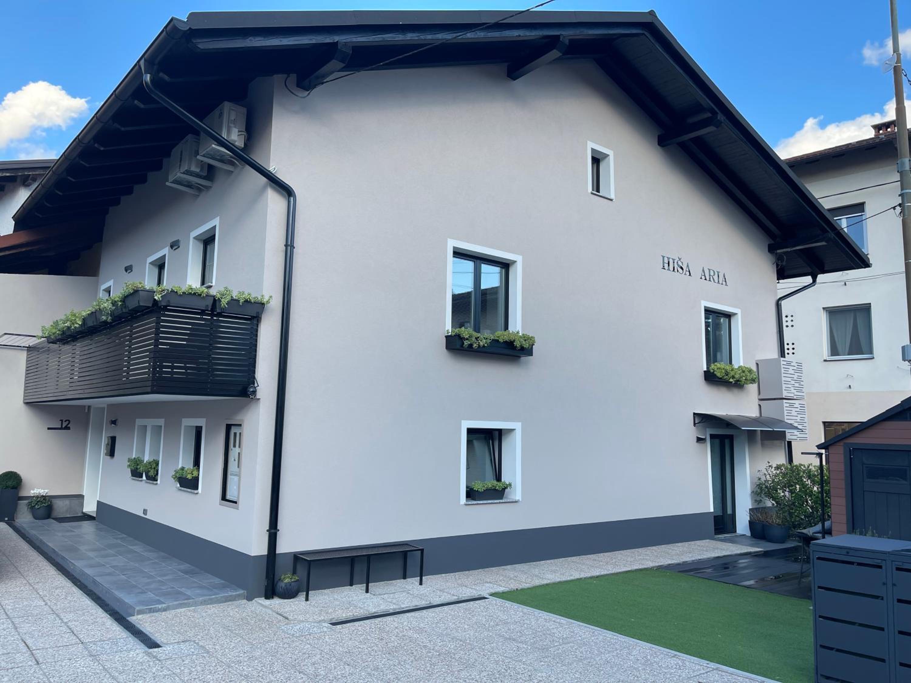 Hotel Apartment Aria - Image 1