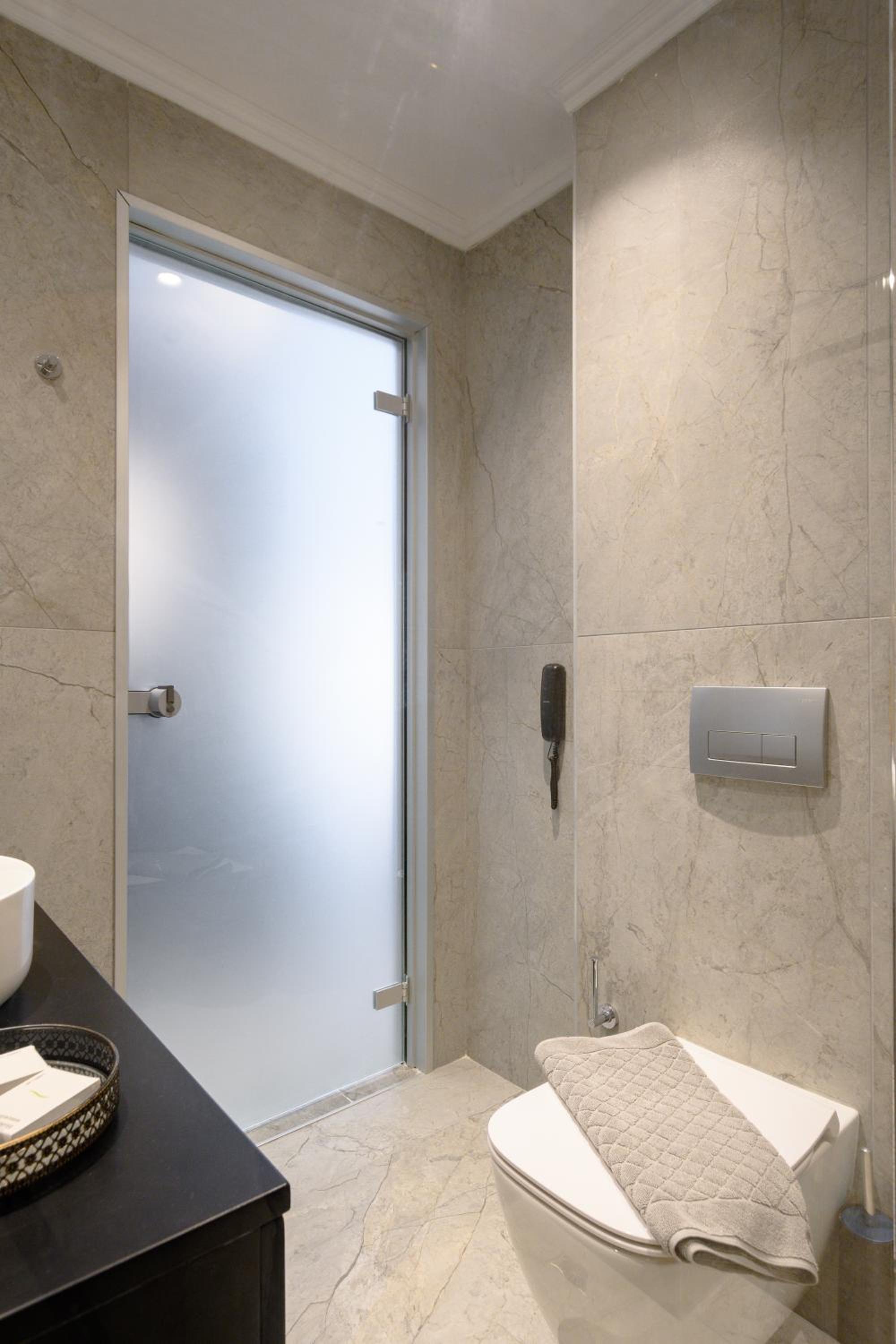 EcoHeaven Suites