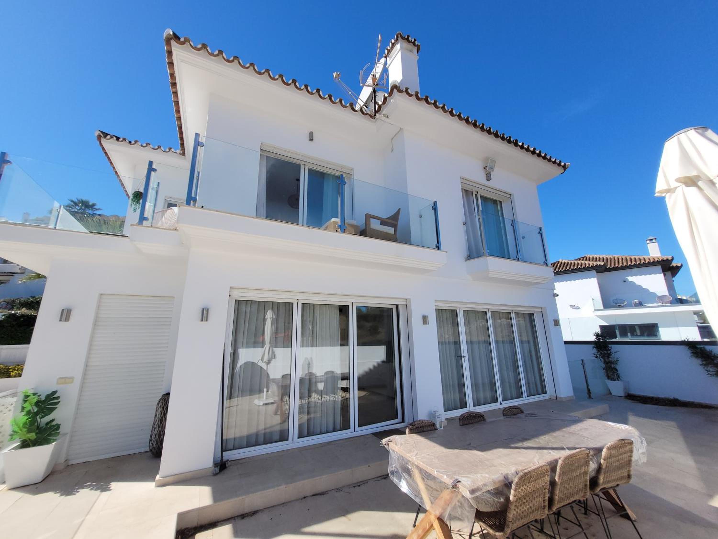Private Luxurious Villa Walking Distance to Puerto Banus