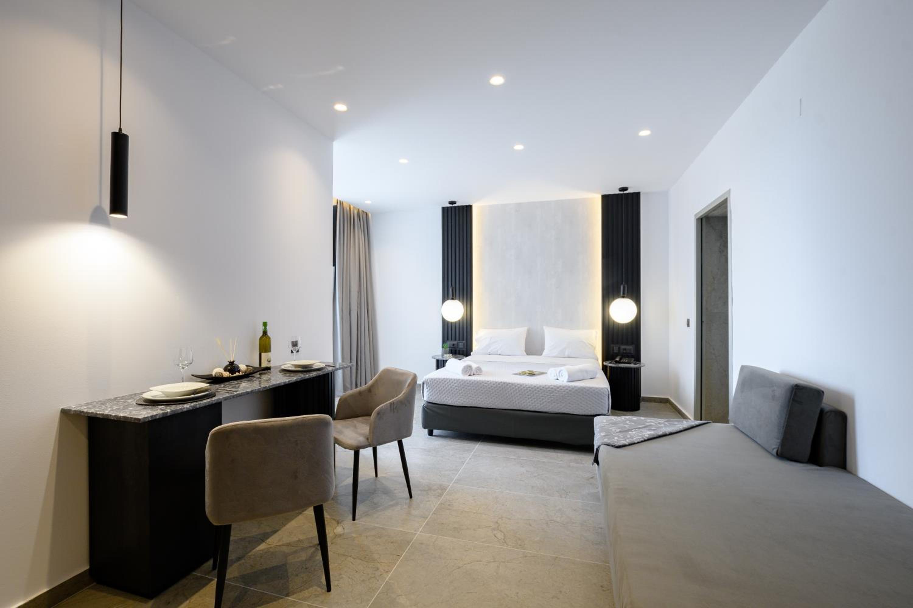 EcoHeaven Suites