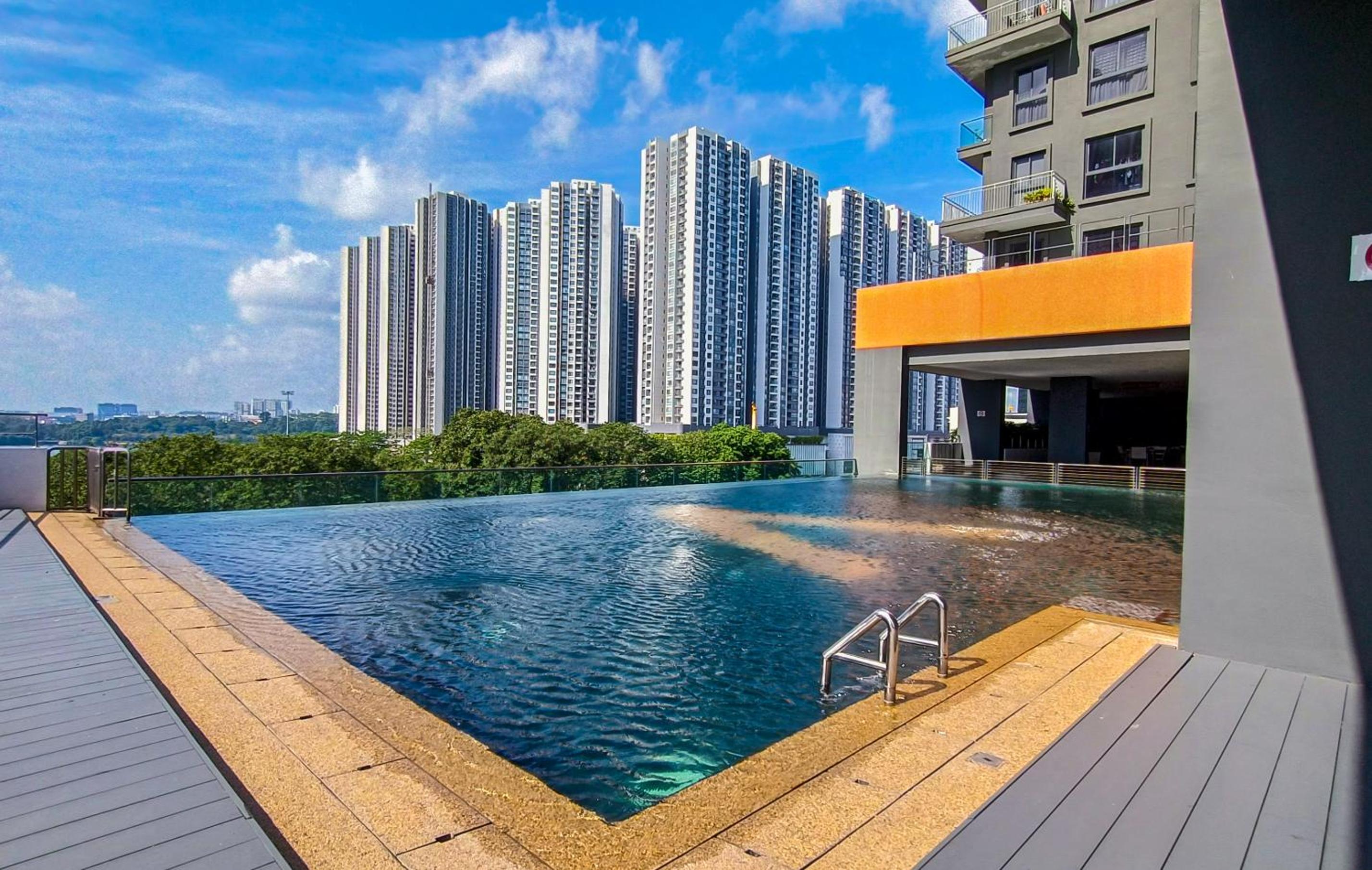 Cozy Loft Suite 2BR near JB CIQ 7Pax