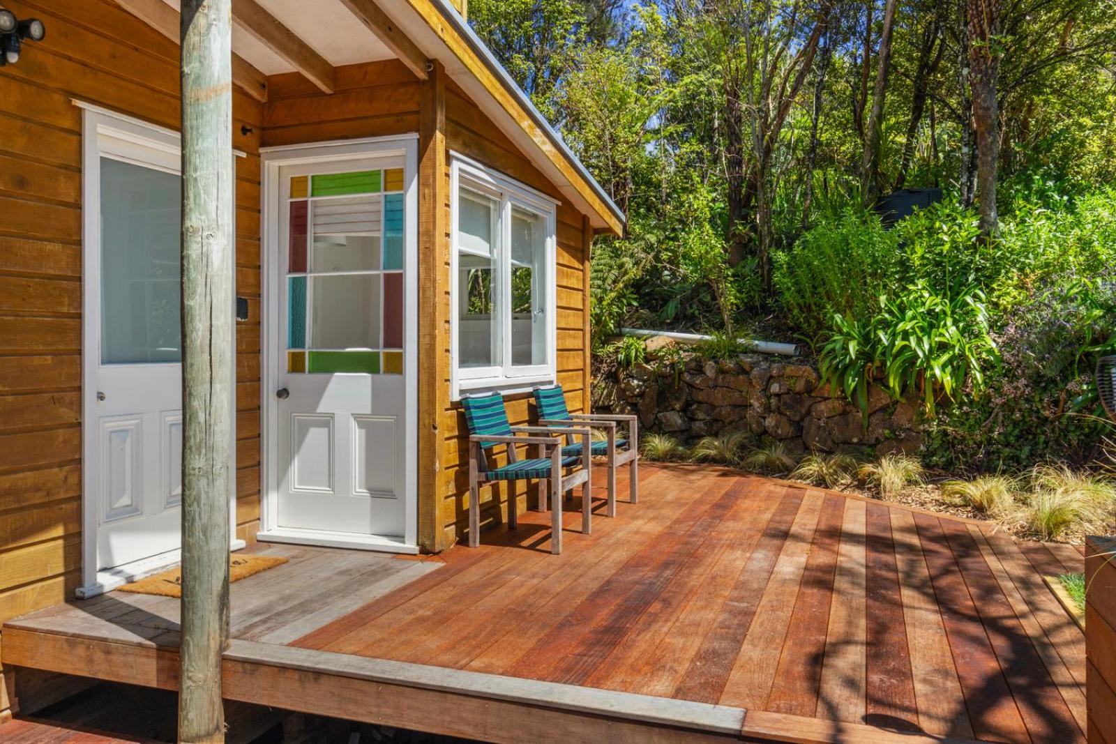 Piha - City Escape, Piha Holiday Home view 4