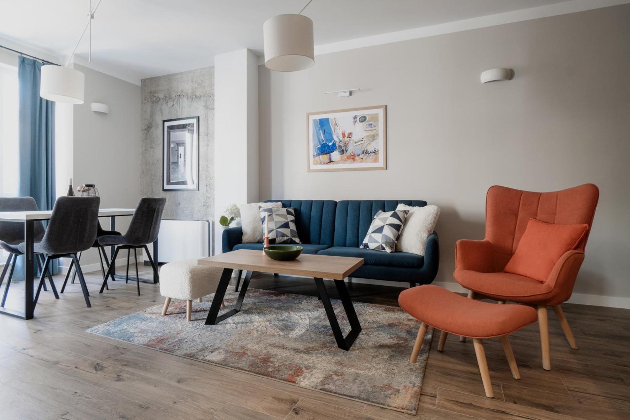8th Hill Apartments