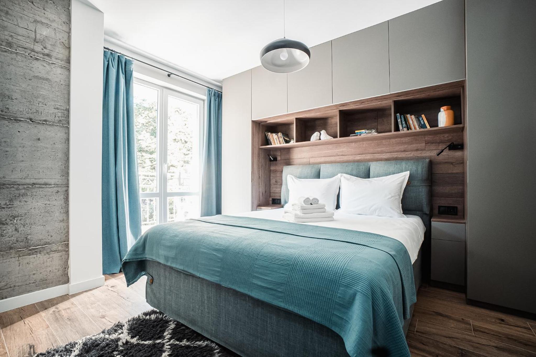 8th Hill Apartments