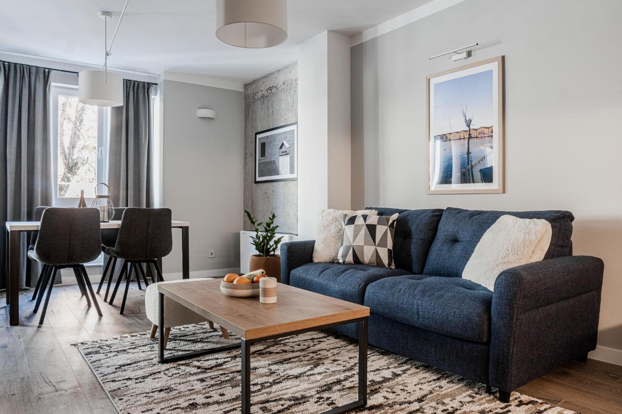 8th Hill Apartments