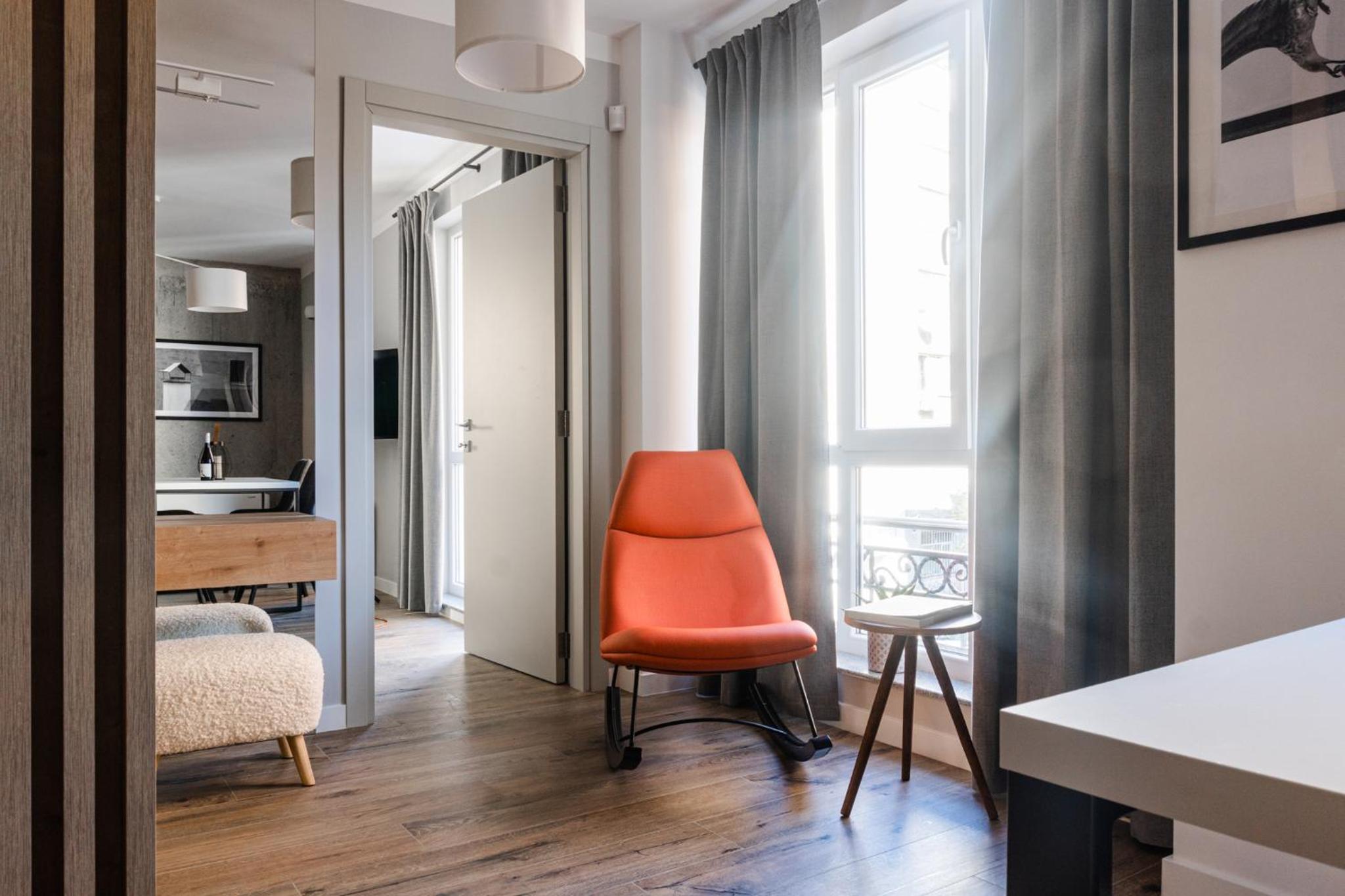 8th Hill Apartments