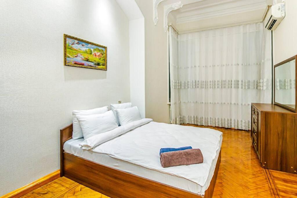 Fsincan House Centre 3 room