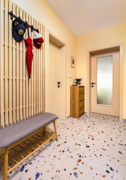 Hills View Central Apartment