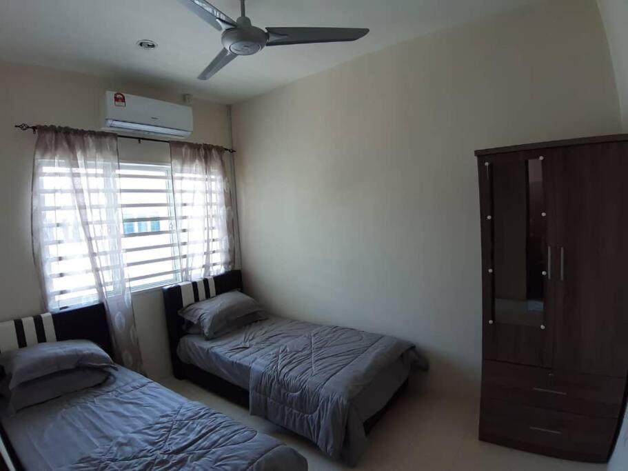 Aisha Meru Suria Homestay Ipoh -strictly no alcohol & pork photo 3