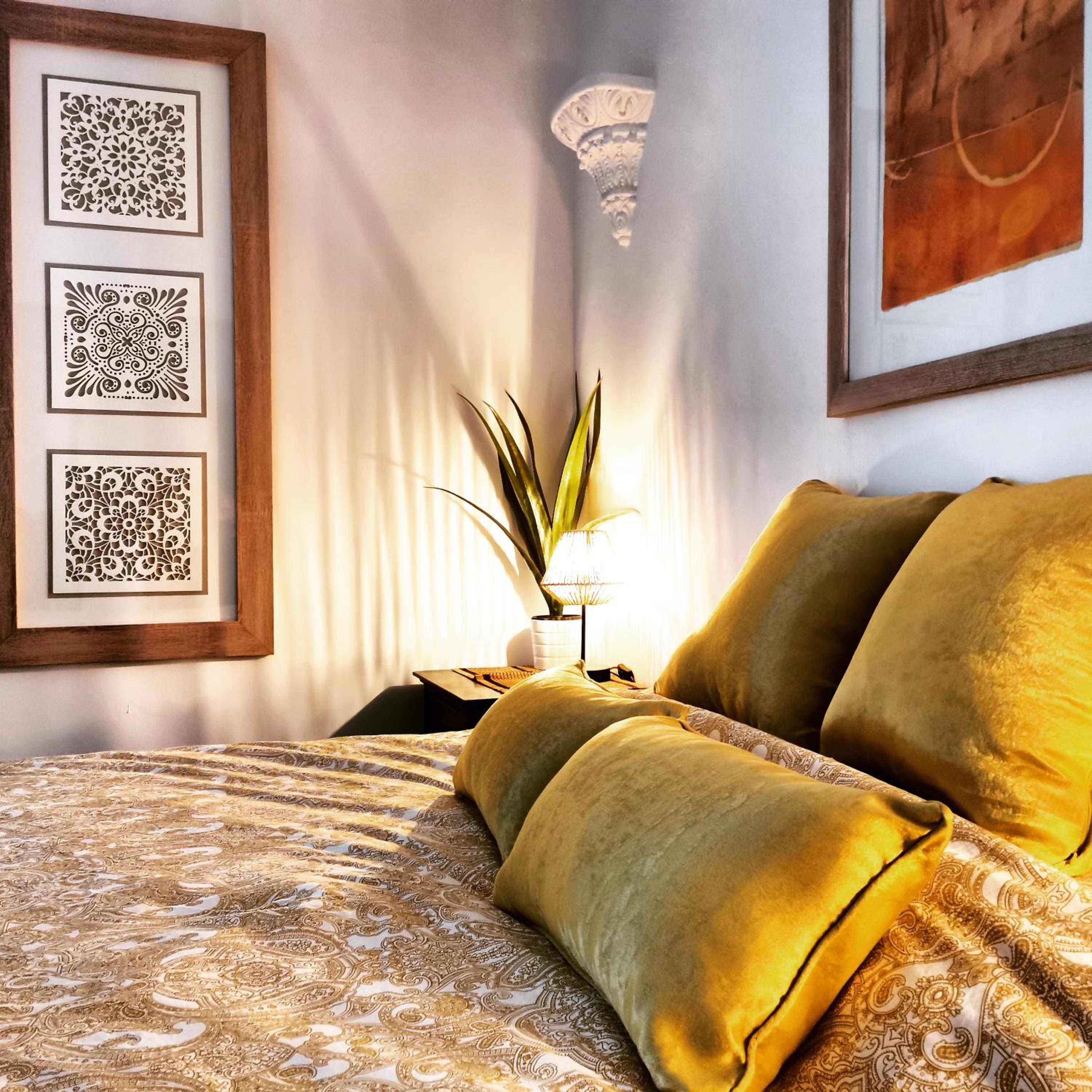 CORTIJO PENNYMARIA Poolside Apartment near Montefrio with stunning views