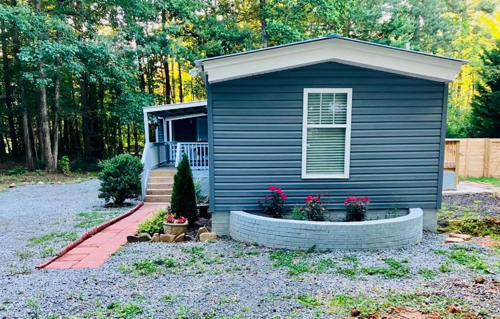 Serene & Cozy Stay near Lake Norman view 4